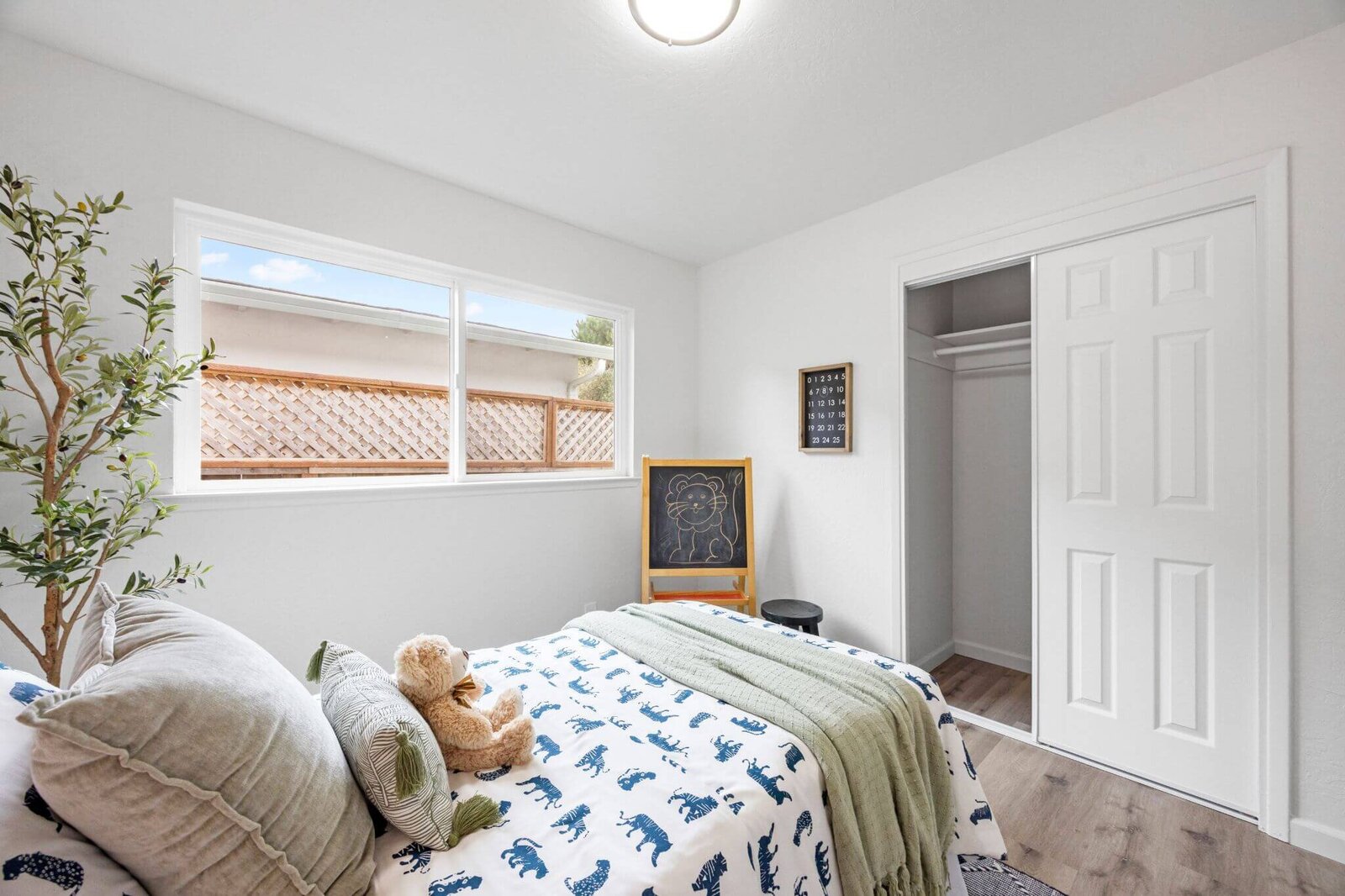 mls17_top-realtor-broker-michael-jimenez-pacifica-homes-for-sale-top-real-estate-agent-modern-rancher