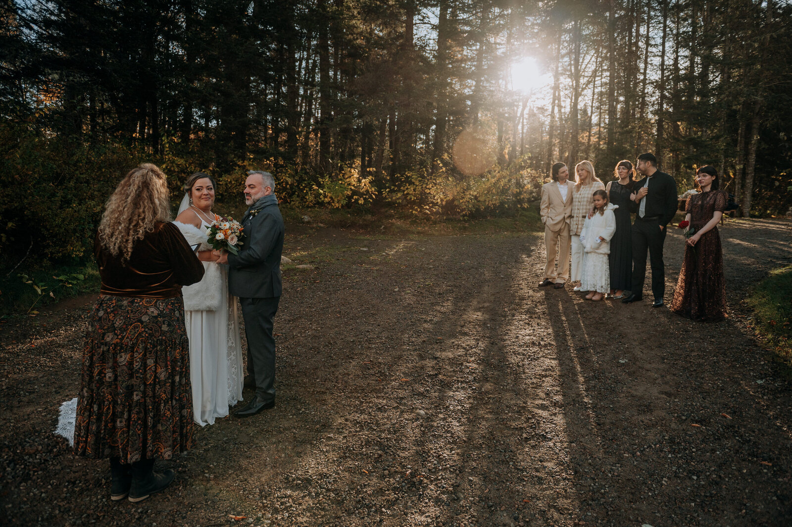 love-is-nord-mariage-intime-elopement-parc-national-jacques-cartier-quebec-00004