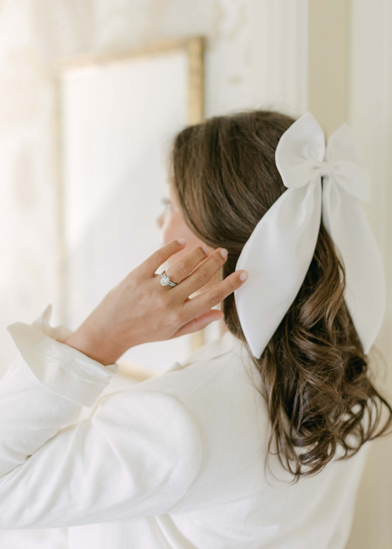chloe-winstanley-fashion-editorial-clementineandmint-white-satin-bow