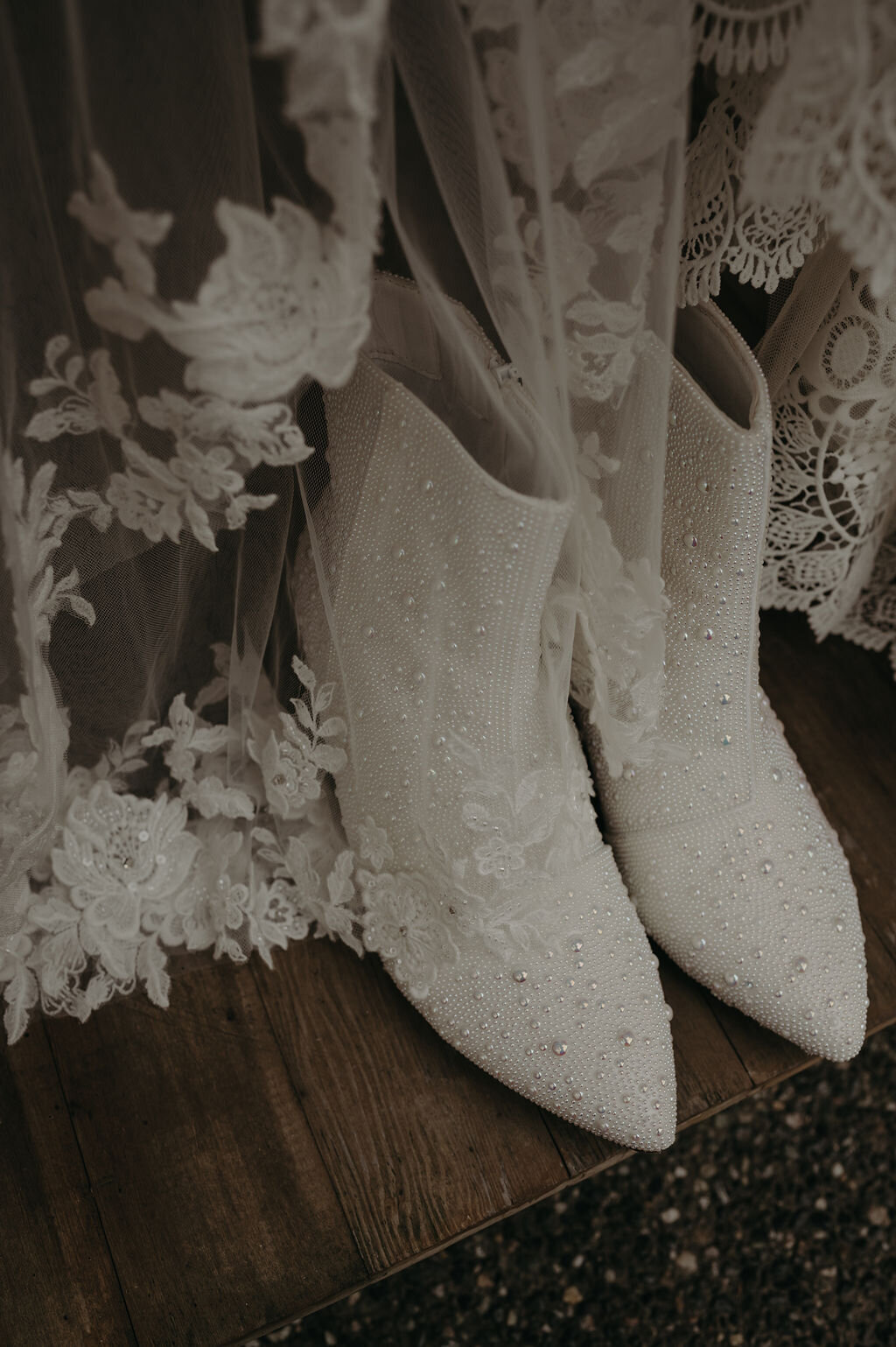 KamiharaWedding_MachiasMeadowsSnohomishWA_AshleyVanderveldePhotography-854