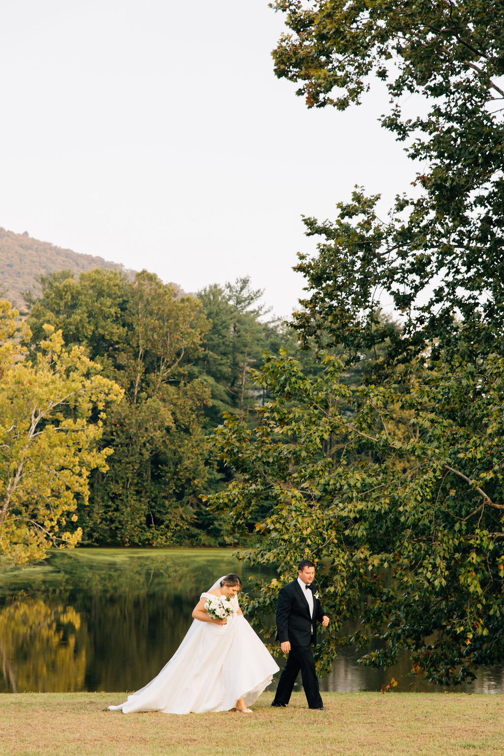asheville-north-carolina-wedding-photography-by-amber-hatley-olivia-and-kevin-136A9573