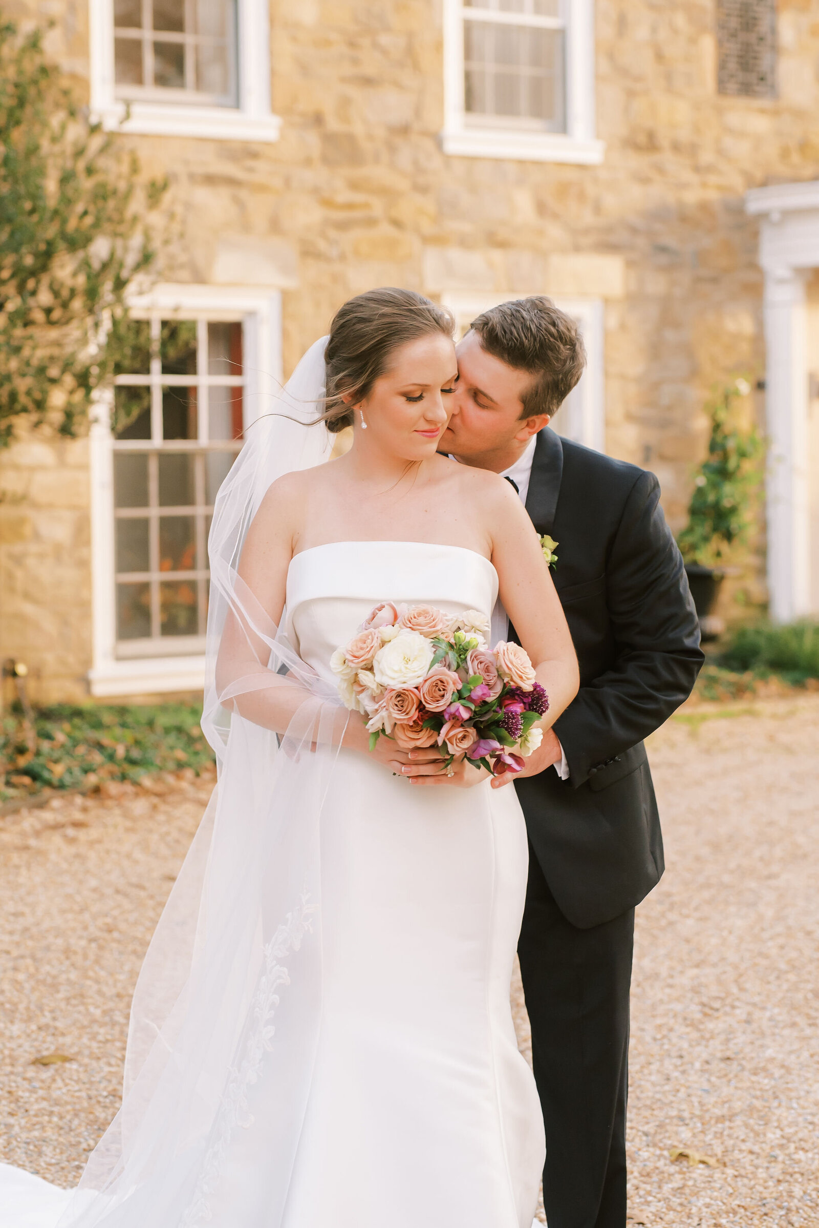 GoodstoneInnWedding_MaddyWilliamsPhotography-363