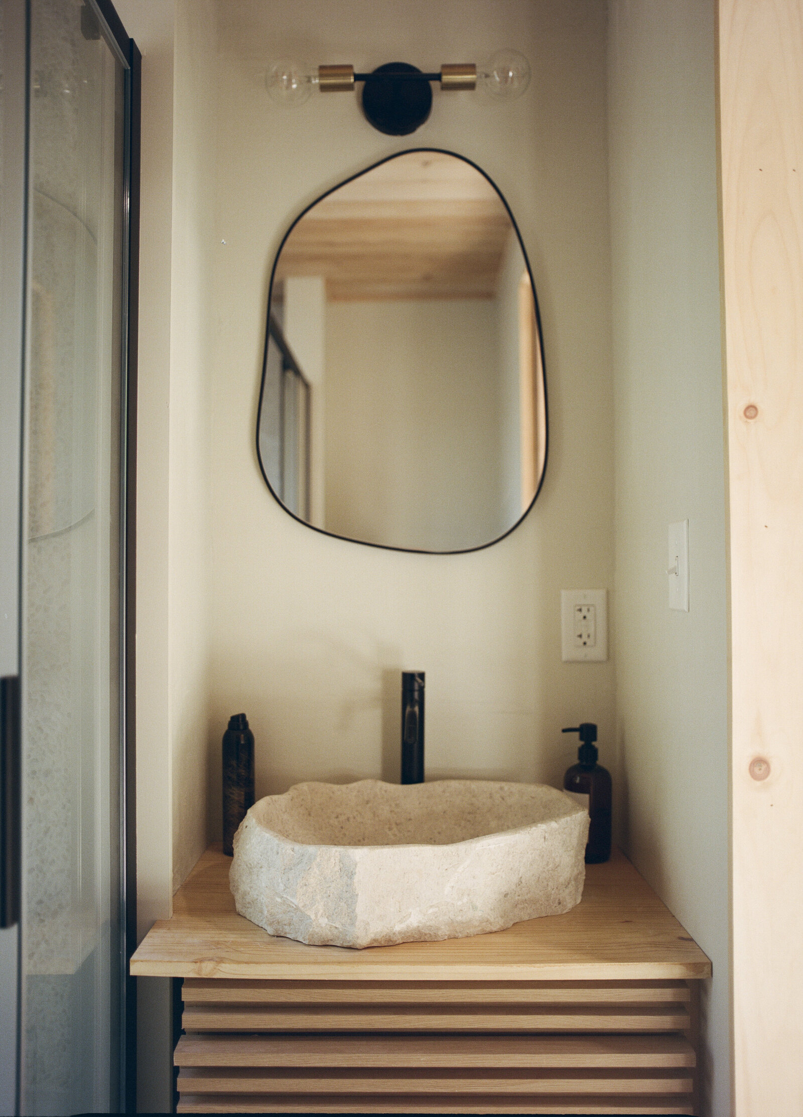 boston_film_photographer_nordic_house_glamping-3