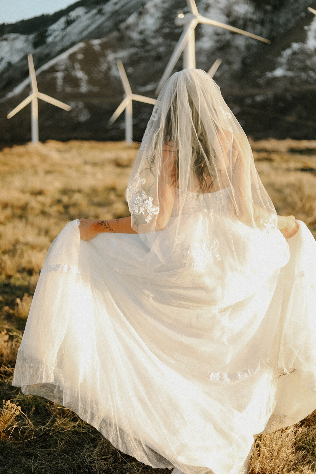 how to choose a wedding photographer