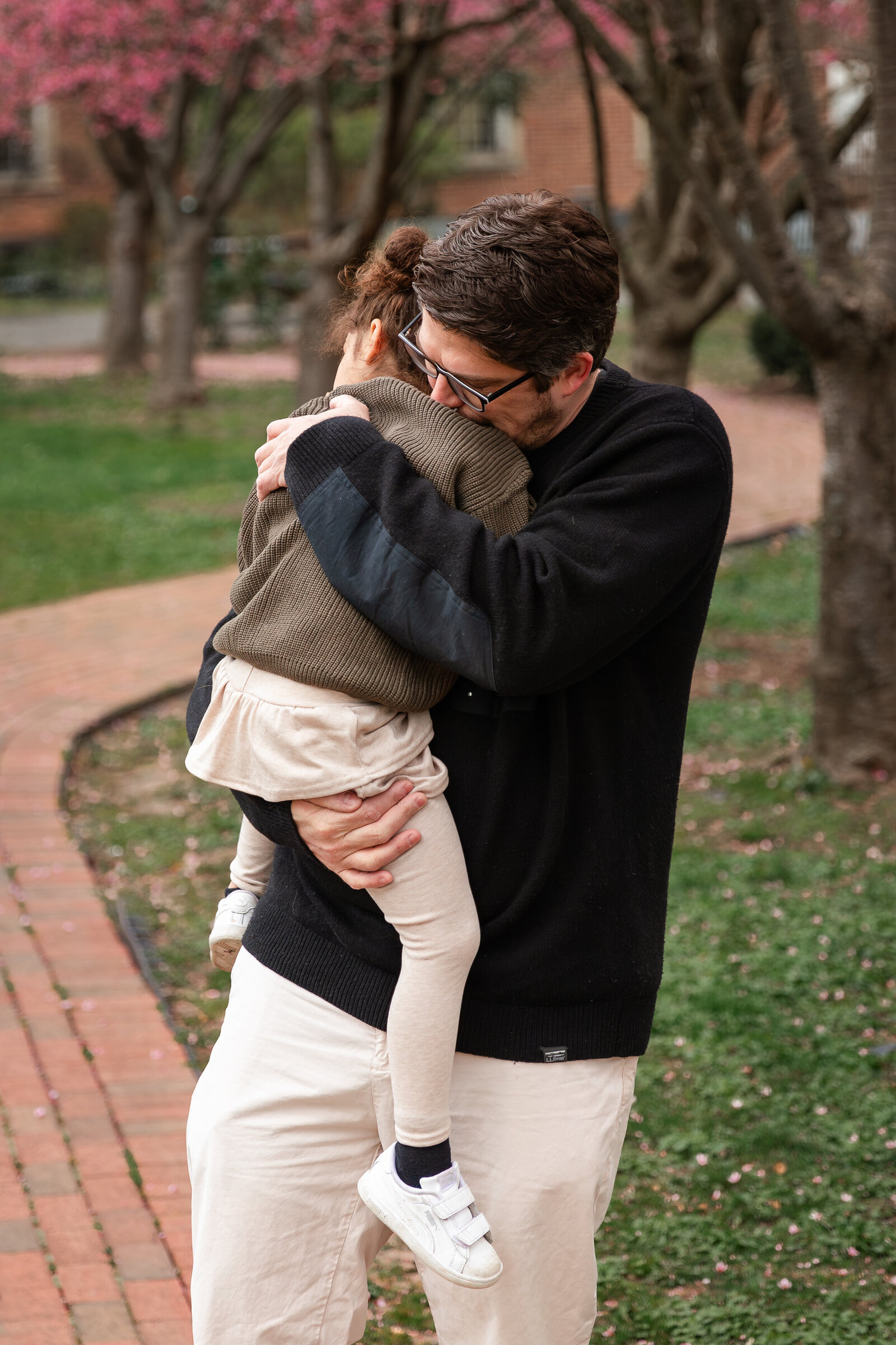 father-hugging-daughter-taylor-park-maplewood-nj-family-photographers