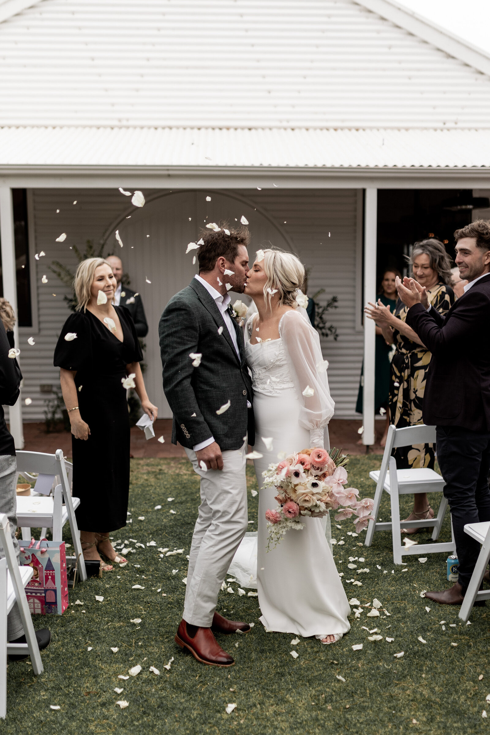 231020-Cass-Brant-Rexvil-Photography-Adelaide-Wedding-Photographer (402 of 1078)