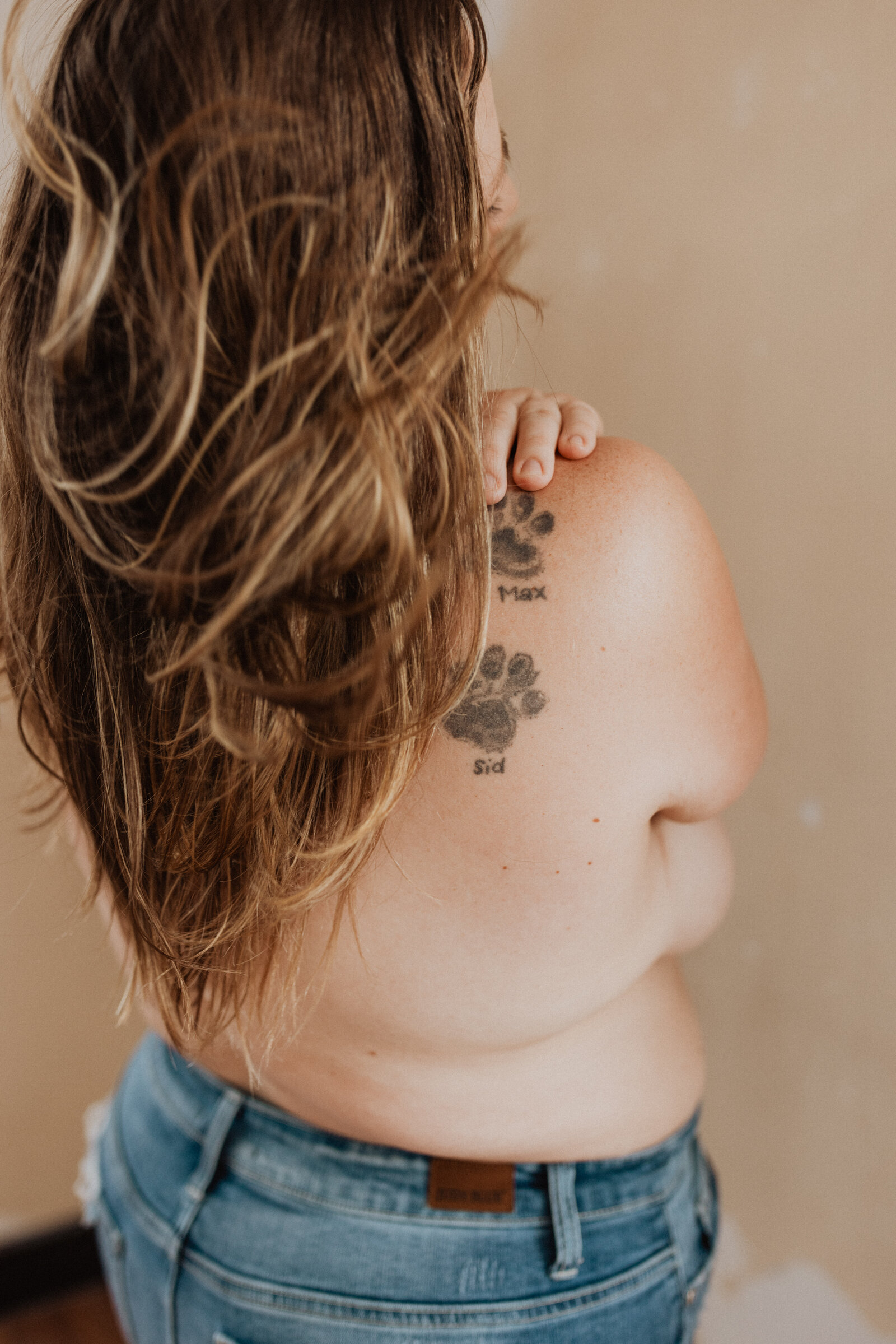 The Cheeky Club - Couples Boudoir Photos