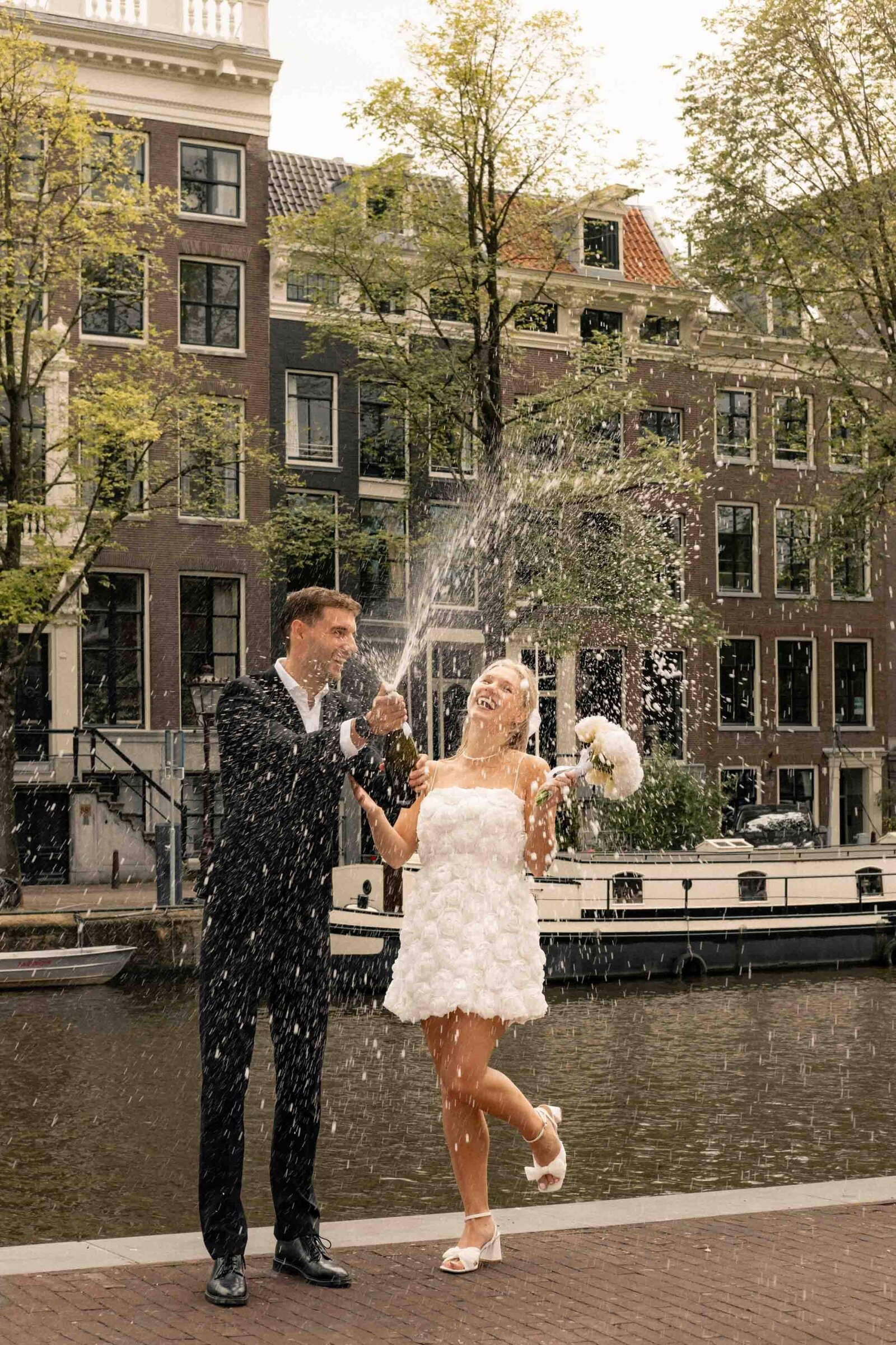 Trouw-Fotografie-Bruidsreportage-Amsterdam-FOMO-Fotografie-21