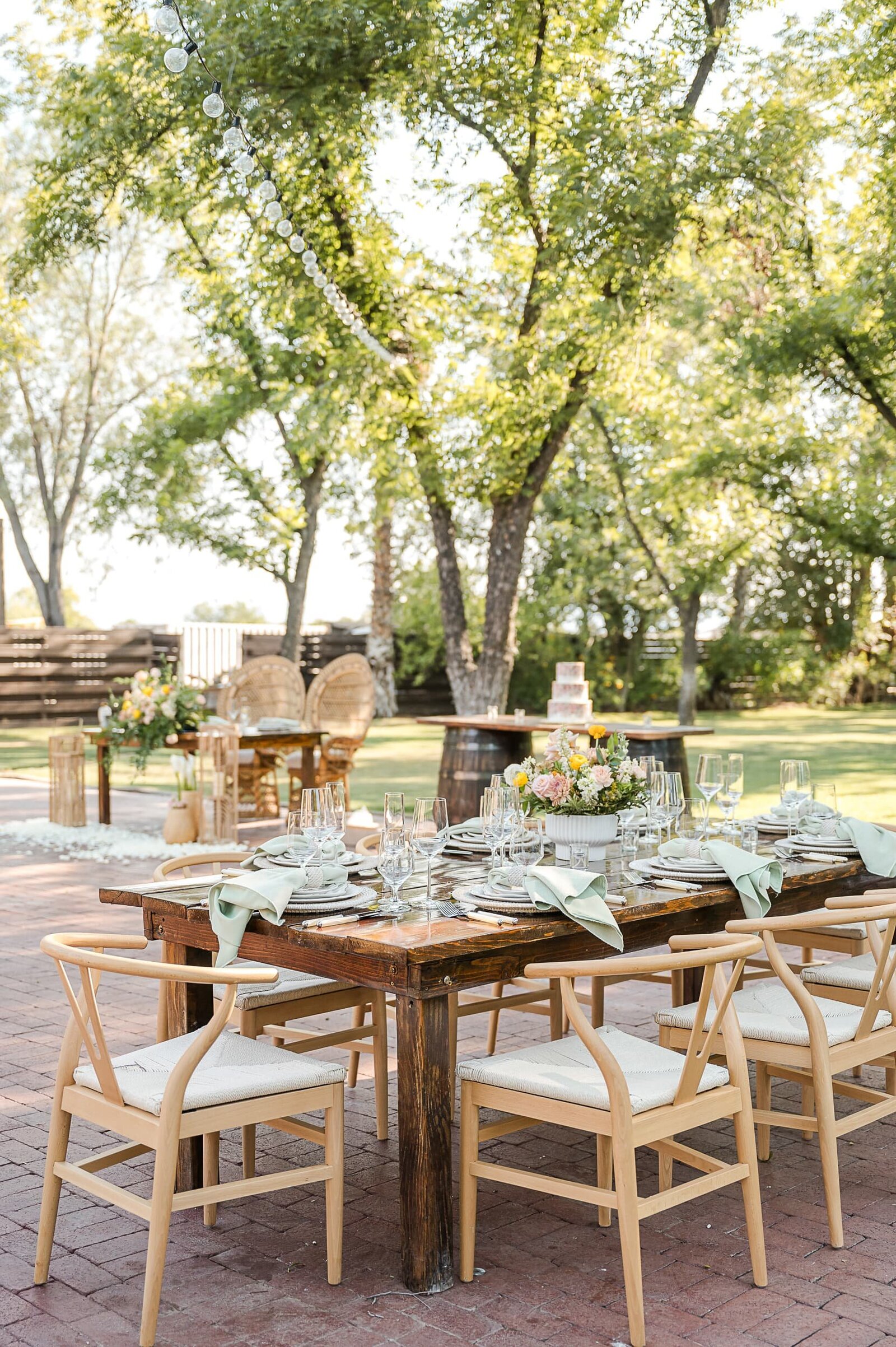 Phoenix-Wedding-Photographer-and-Videographer-Venue-at-the-Grove-VATG-1280