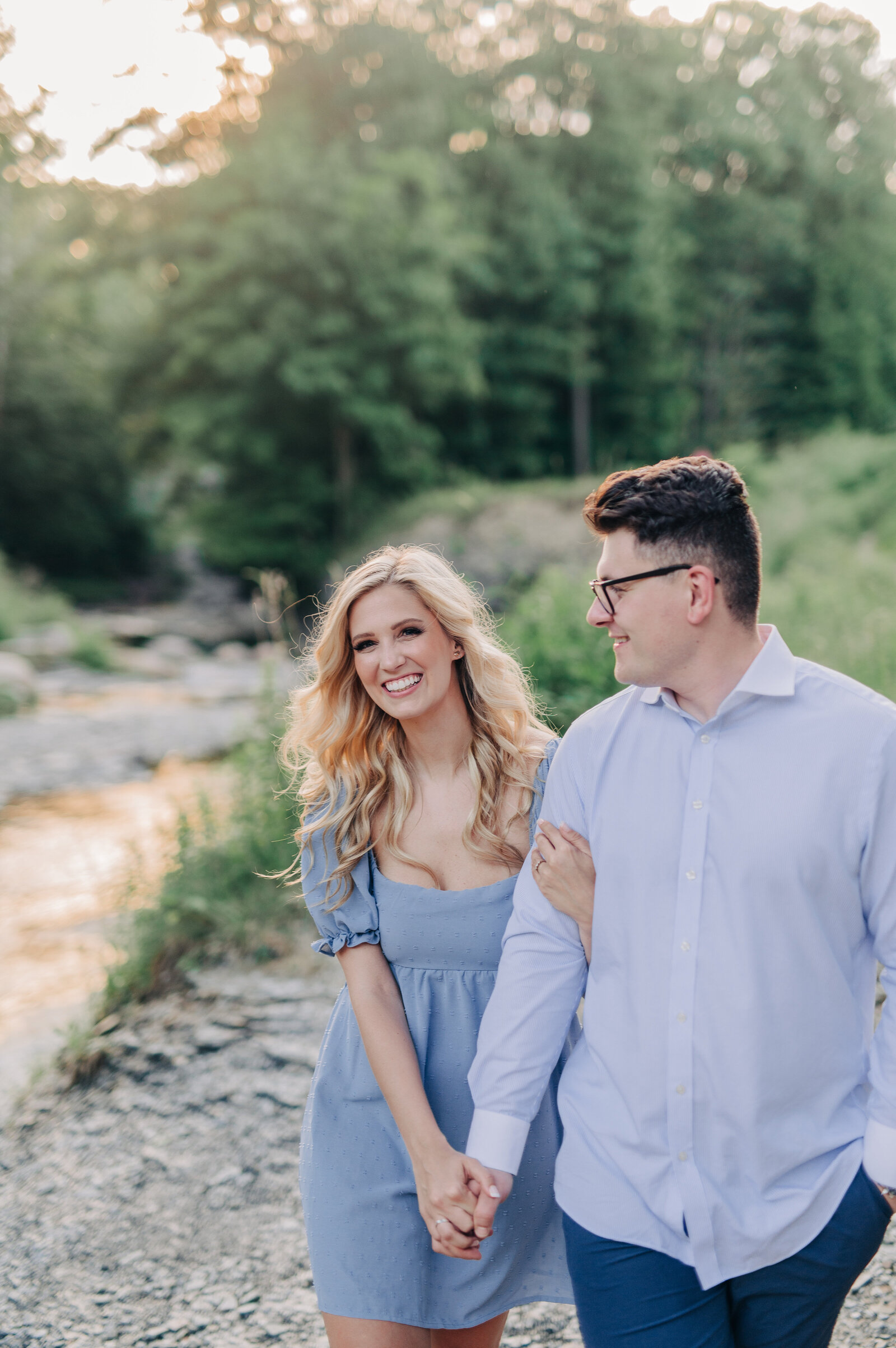 wintergreen gorge golden hour engagement session