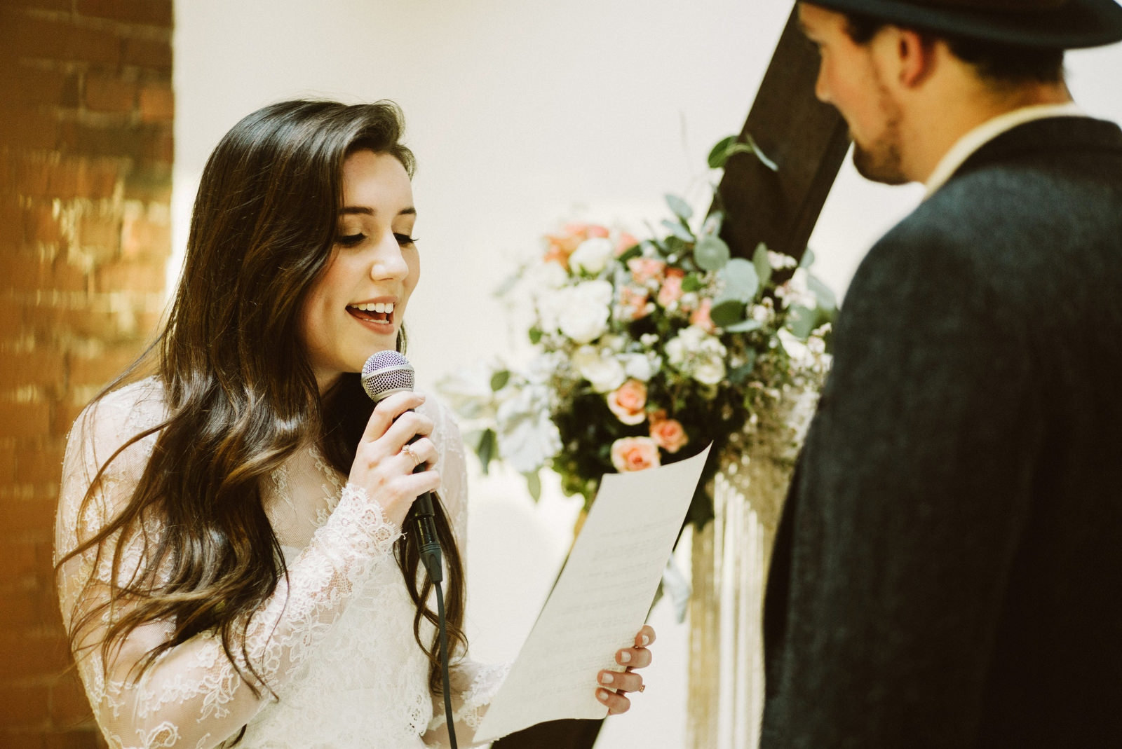 athena-and-camron-seattle-wedding-narrative-cafe-rustic-venue-benj-haisch30