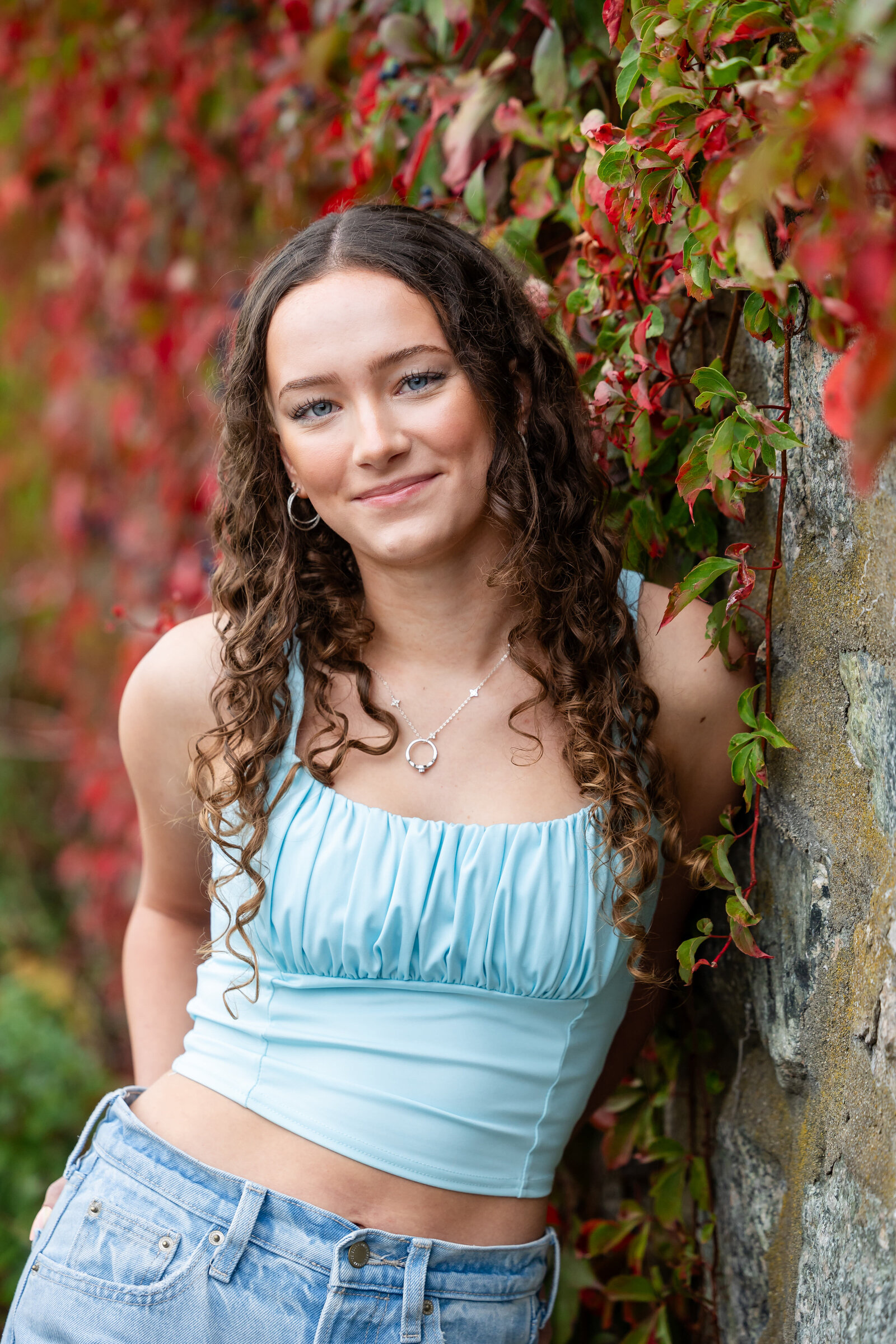 senior-portrait-autumn-solors-lisa-gilbert-photography
