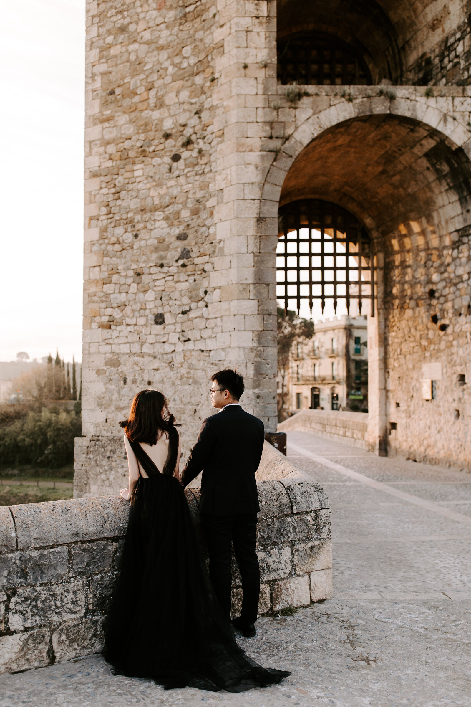 Besalu-Barcelona-Spain-wedding-photographer-elopement-black-dress18