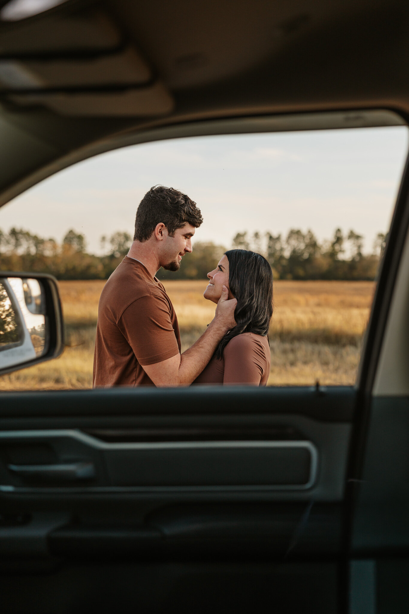 Couples-Session-at-the-Farm-Fields-Aiken-SC-by-KateLens-Photography-10