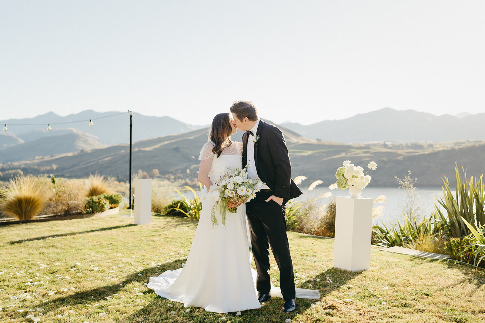 Melissa Clark Photography - Queenstown Wedding Photographer - Lake Hayes Holiday Home Wedding - Katherine & Adam 4.5.24-176