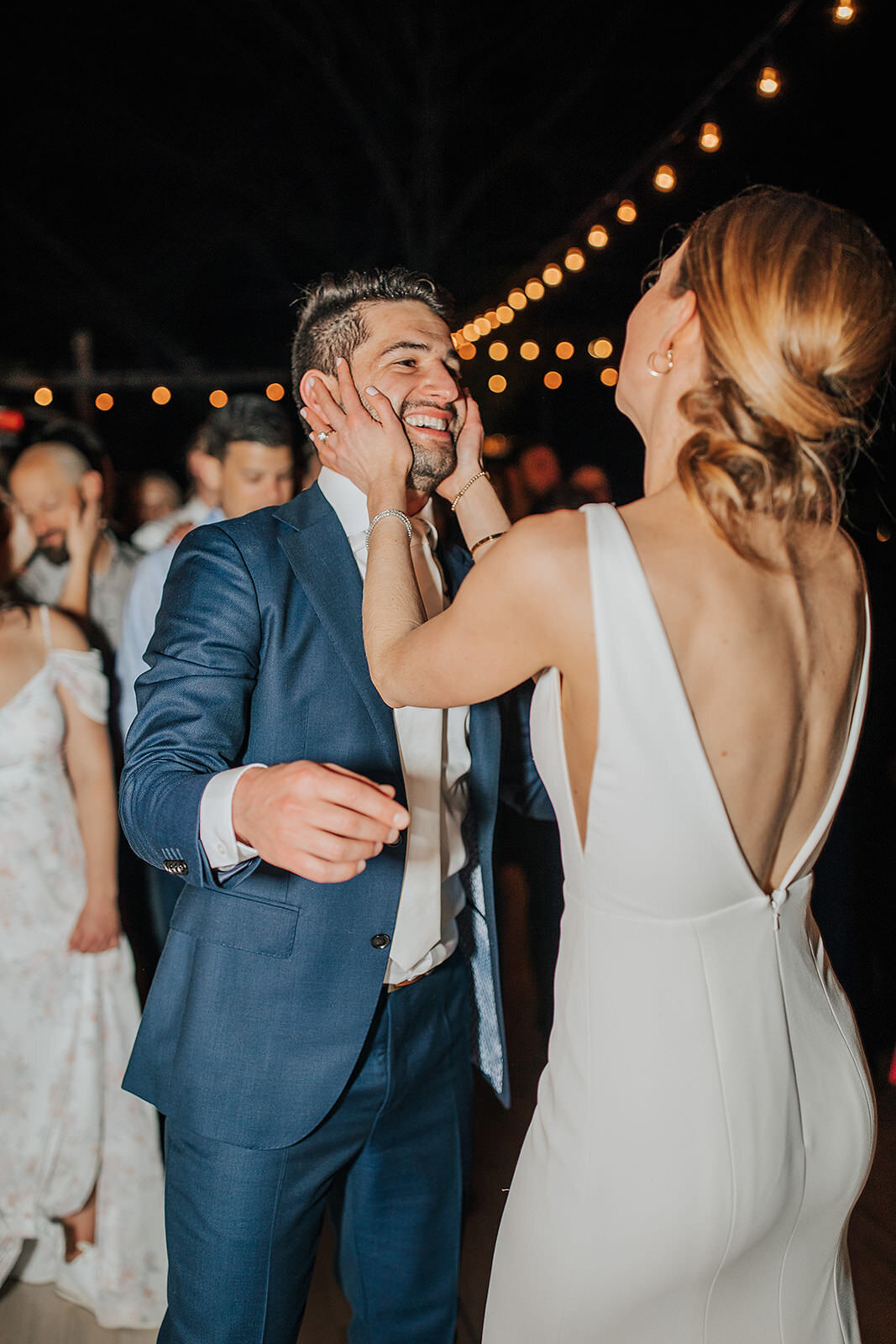 napa-vineyard-classic-romantic-wedding-396