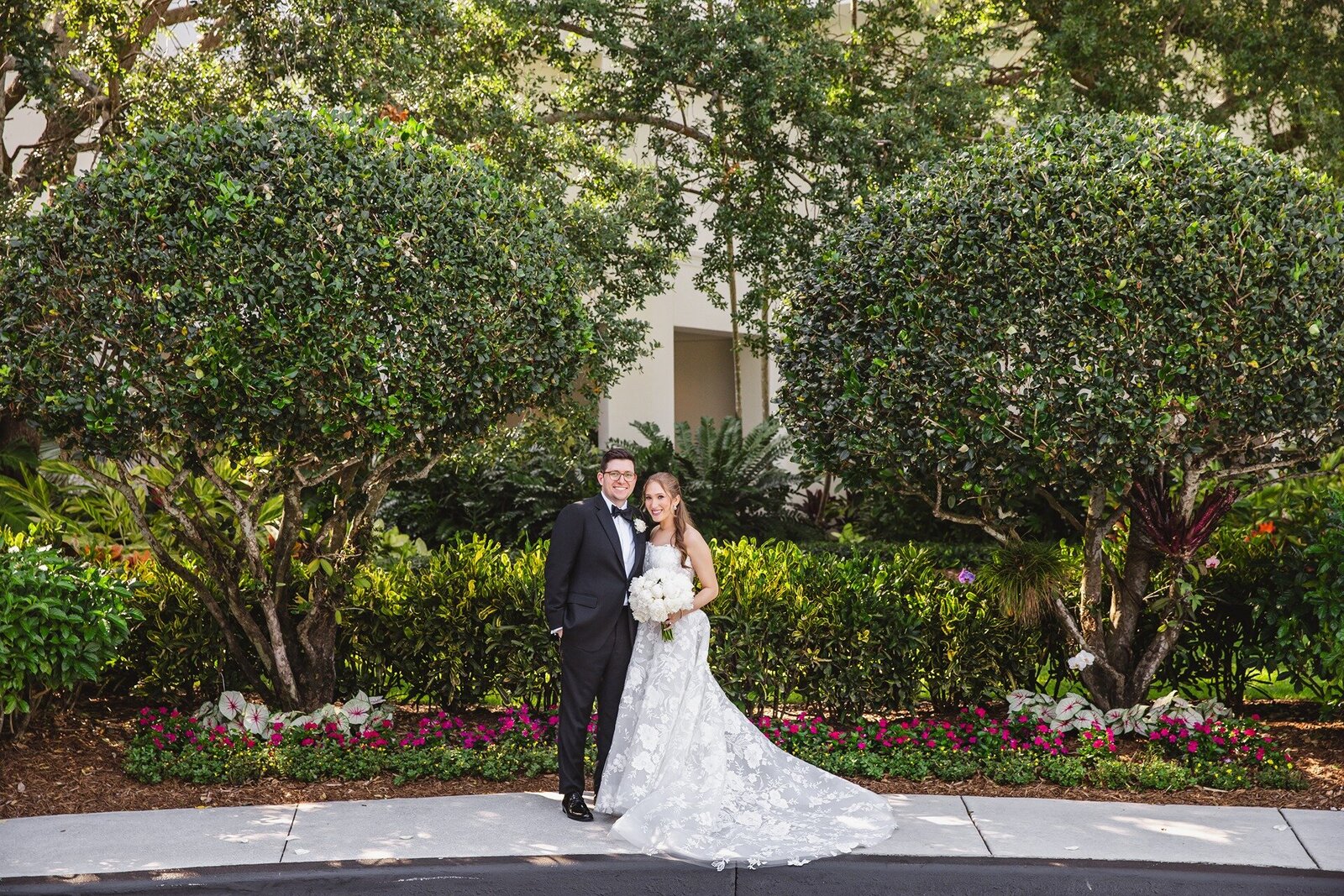 woodfield-country-club-bride-groom-12