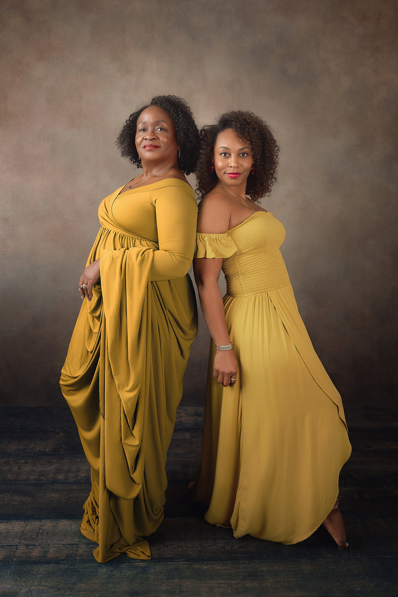 atlanta-best-award-winning-family-portrait-studio-fine-art-formal-regal-glamour-mother-adult-daughter-photography-photographer-twin-rivers