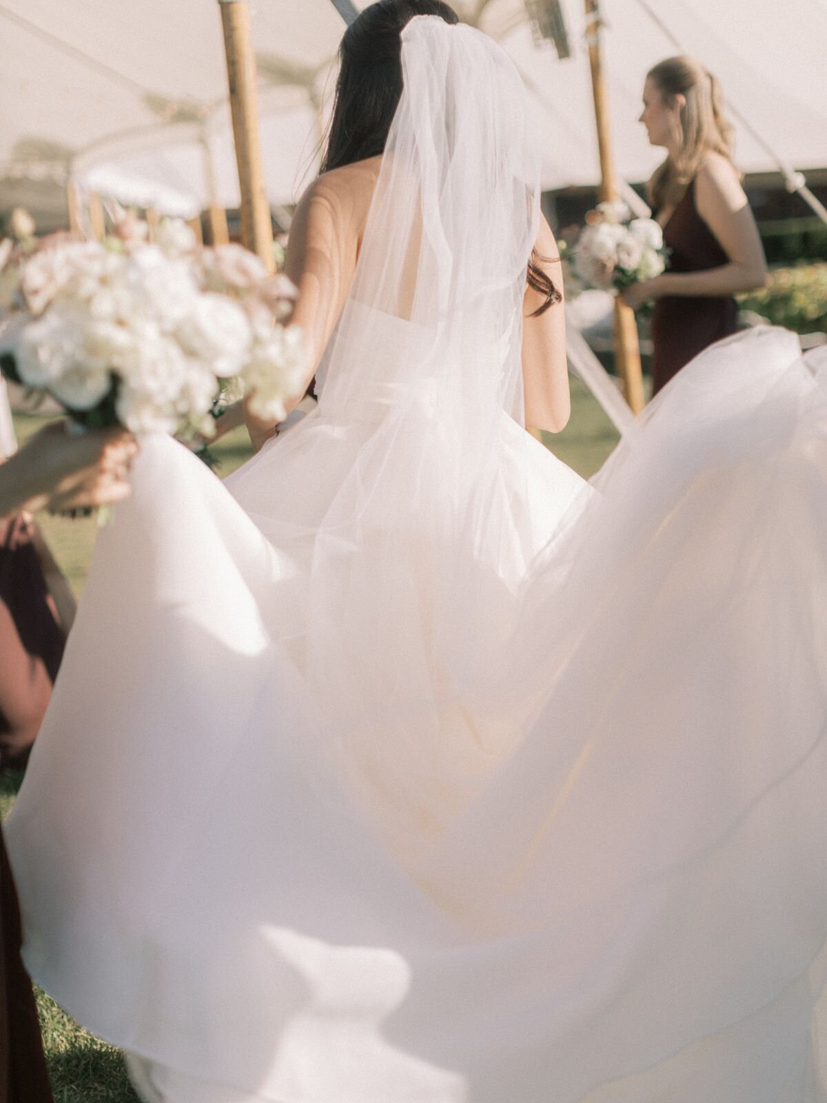 leila-james-events-newport-rhode-island-luxury-wedding-planner-castle-hill-inn-venue-jillian-knight-wedding-photographer-4.WeddingParty-32 copy