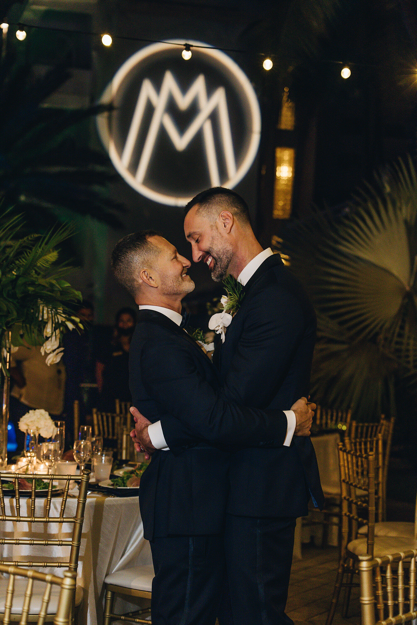 national-hotel-gay-couple-0092