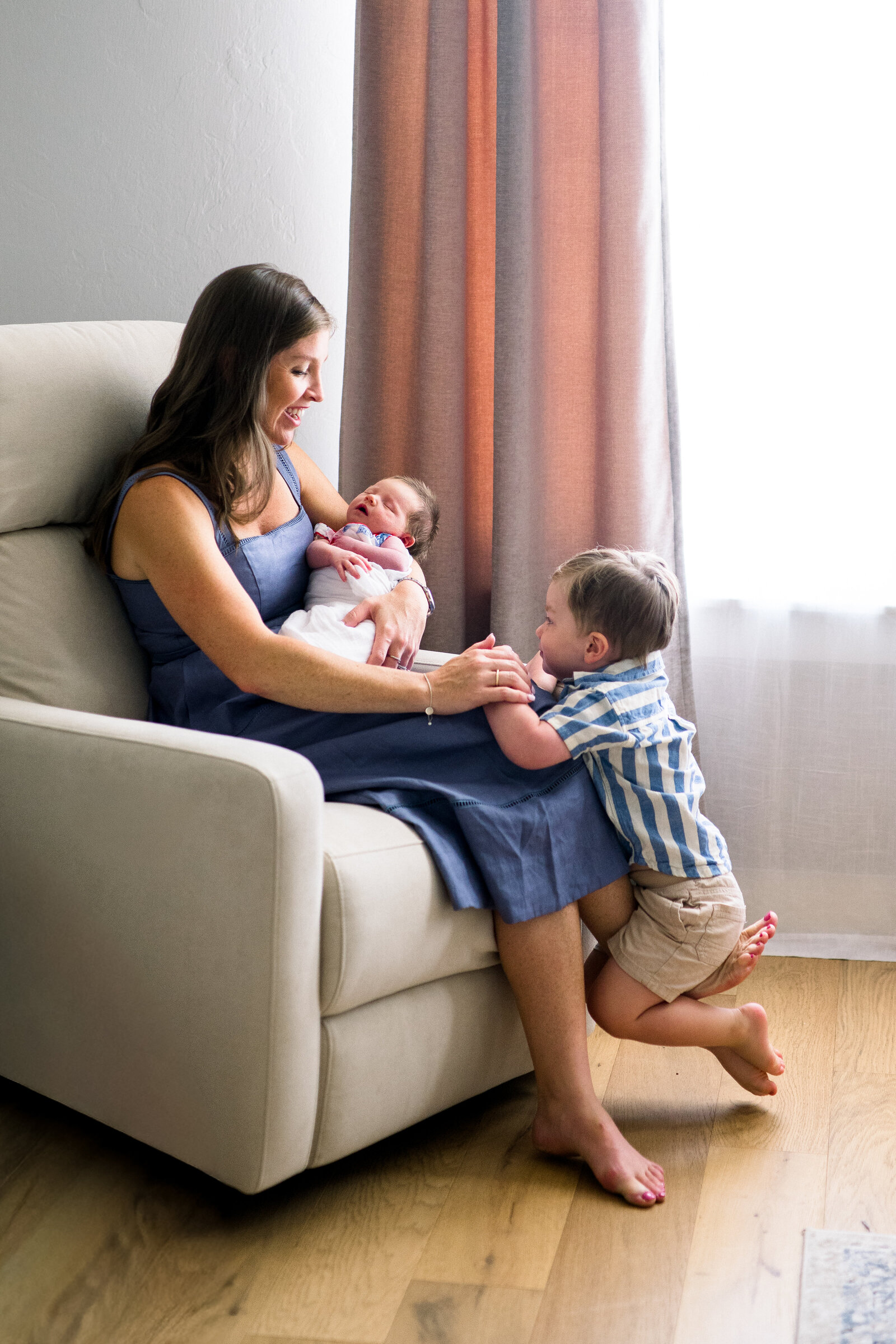 mom and babies newborn photography edmond oklahoma