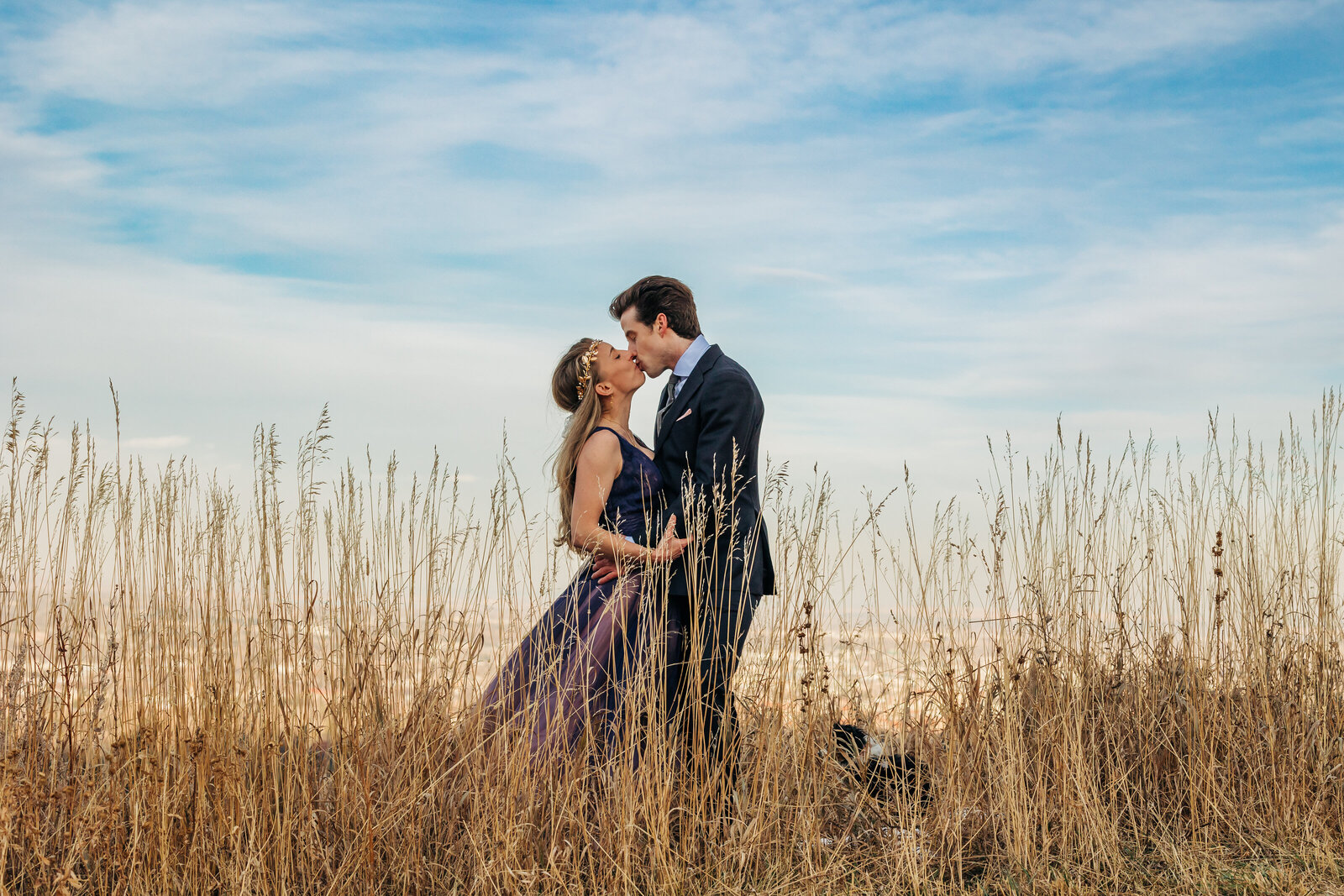 Colorado Elopement Photographer captures bride and groom kissing during bridals