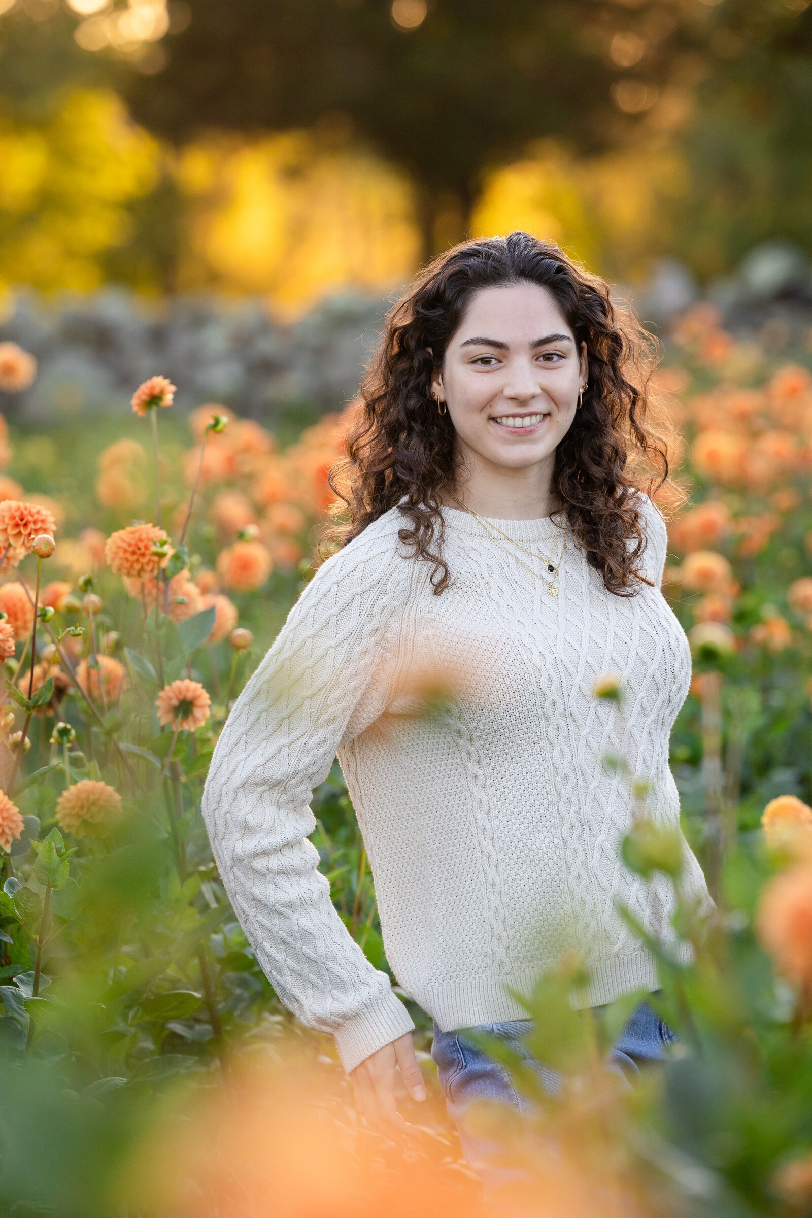 senior-portrait-girl-flowers-farm-lisa-gilbert-photography