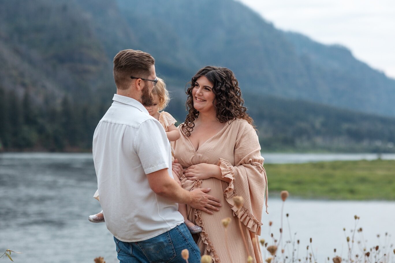 Mt Hood Elopement Photographer Poses with her Husband and Infant in the Columbia River Gorge