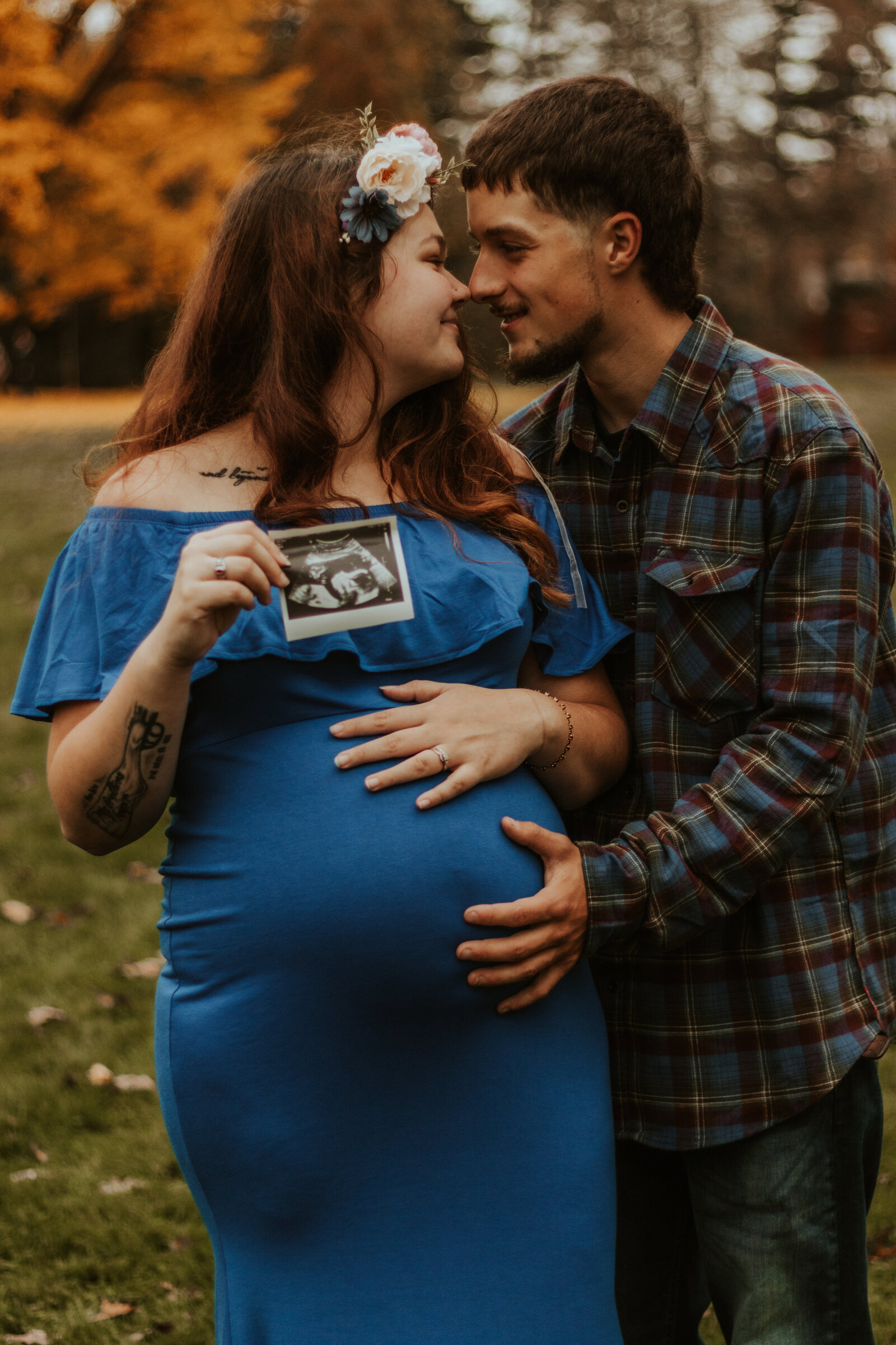 Fall-Maternity-Photos-Vanderbilt-Mansion-Love-to-Lens-Photography-(55)