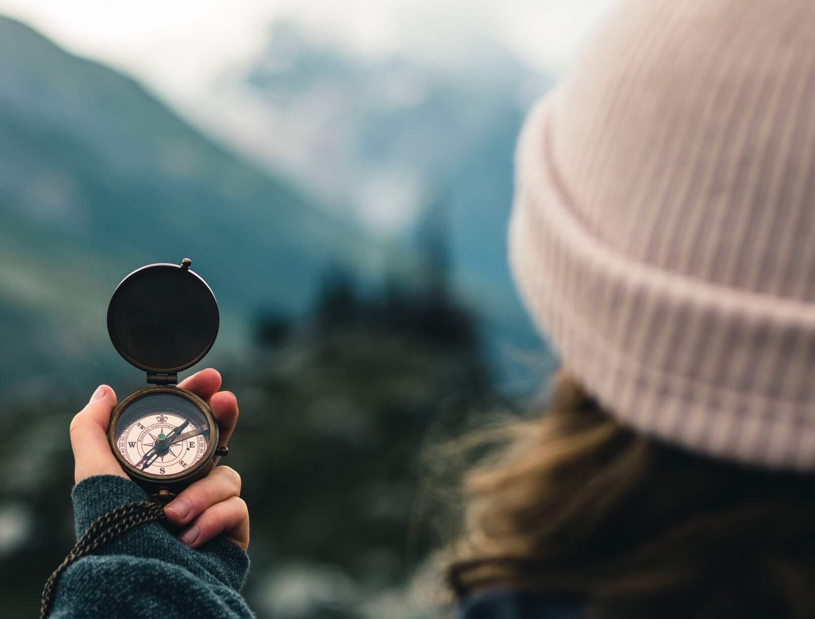 2 cropped ali-kazal-UU69D-_nwPI-unsplash