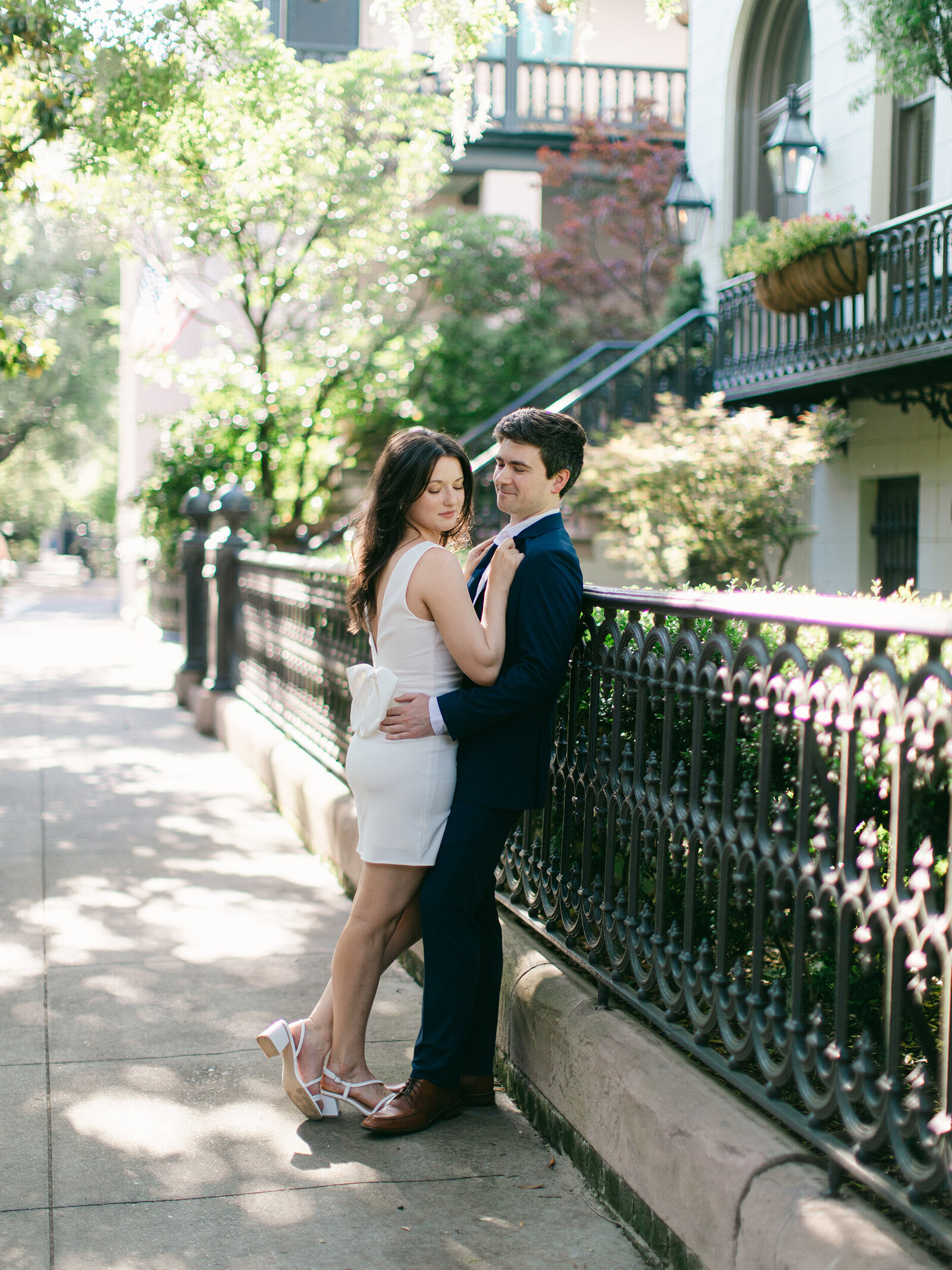 93-torianna-brooke-portraiture-downtown-savannah-ga-engagement-session-jessica-brian