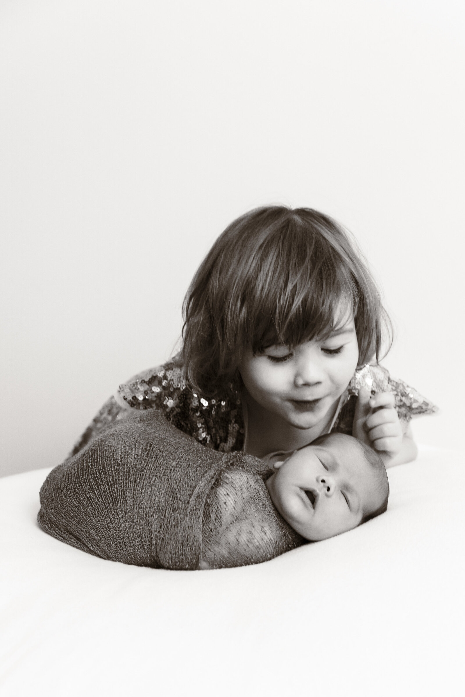 Blury Photography - BRISBANE NEWBORN PHOTOGRAPHY - newborn photographer - brisbane - baby - photography - bump to baby 2