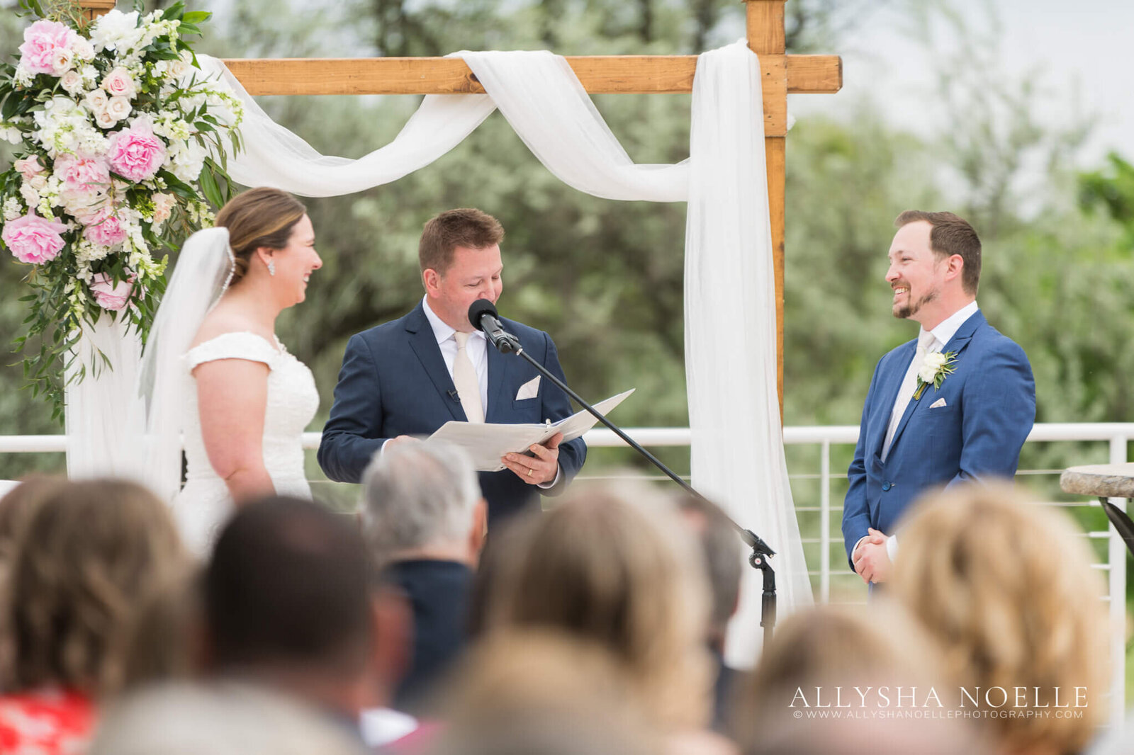 Wedding-at-River-Club-of-Mequon-604