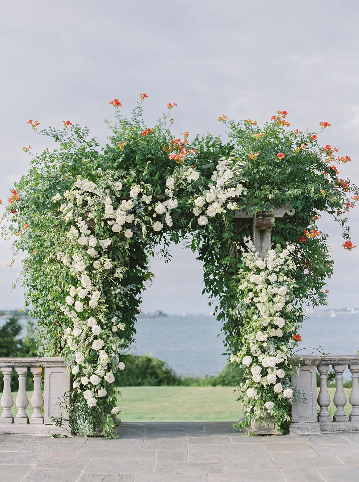 leila-james-events-newport-ri-wedding-planning-luxury-events-castle-hill-inn-gabrielle-and-will-emily-march-photography-SamuelsWedding_0377 copy