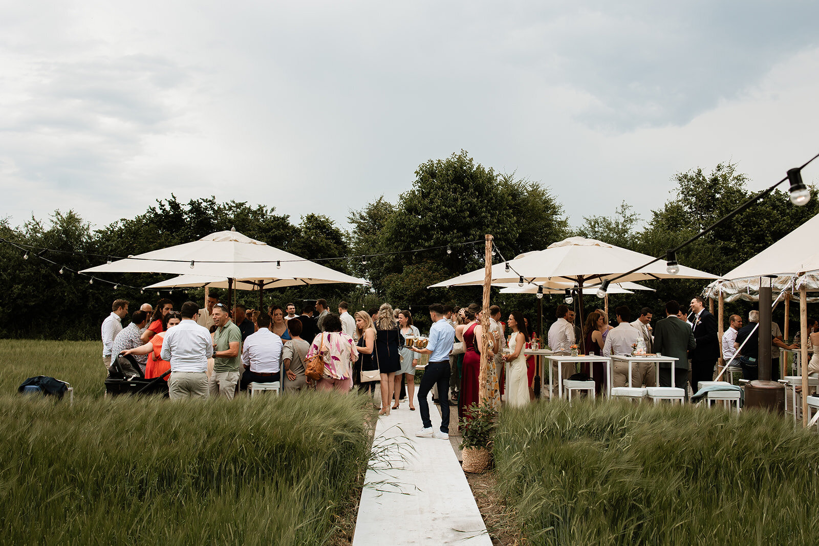 lanoukfotografie_bruidsfotograaf_trouwfotograaf_Wouter _Jessica_sommeren-69