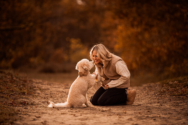 Een ontspannen fotoshoot met een diervriendelijke basis. Ik leg de band vast tussen jou en je hond