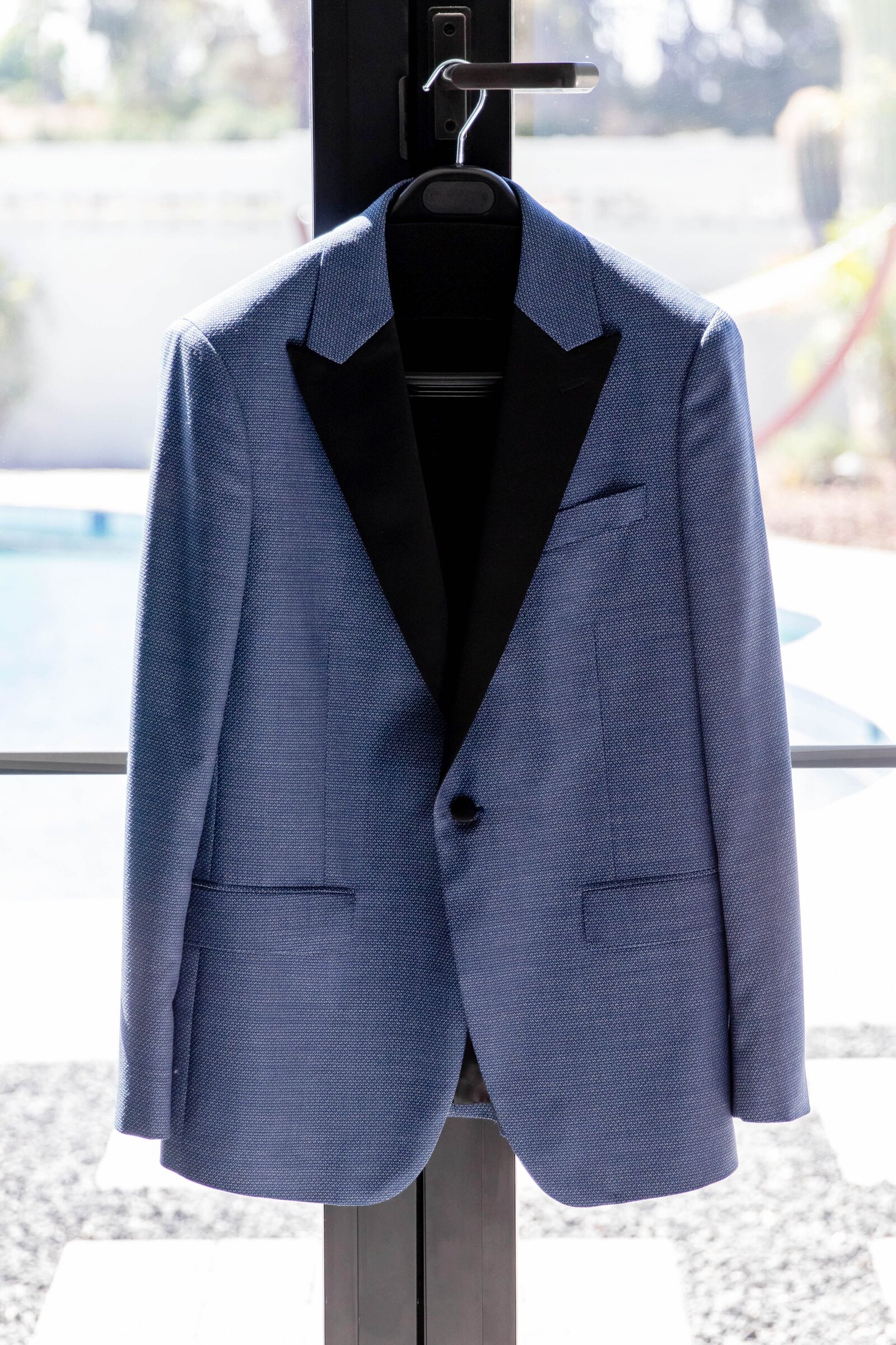 groom-blue-suit-jacket