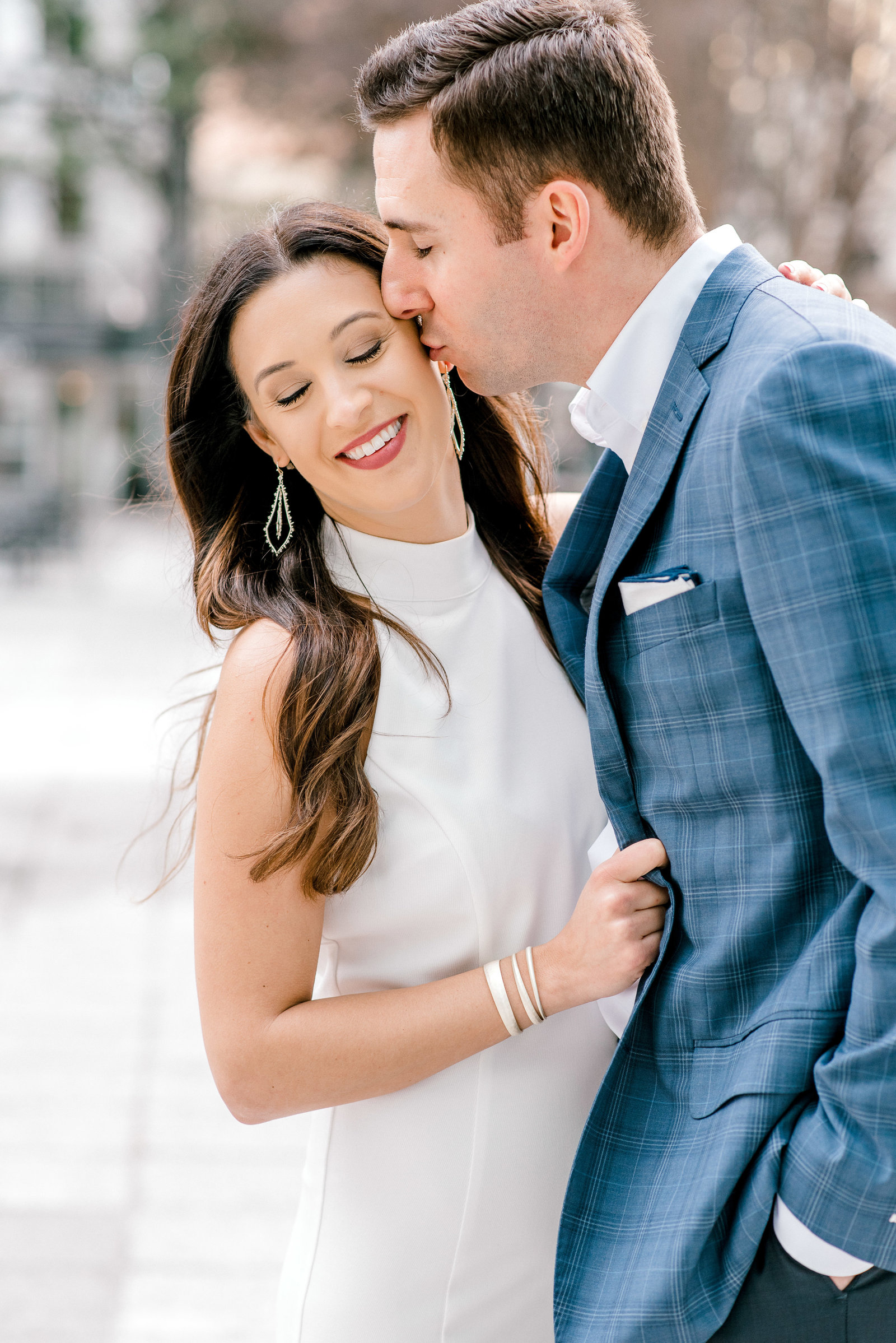 charlotte-engagement-candid-photographer-ballantyne-hotel-uptown-clt-weddings-bride-style-me-pretty-session-wedding-fine-art-bright-and-airy-film-photographer-alyssa-frost-photography-4