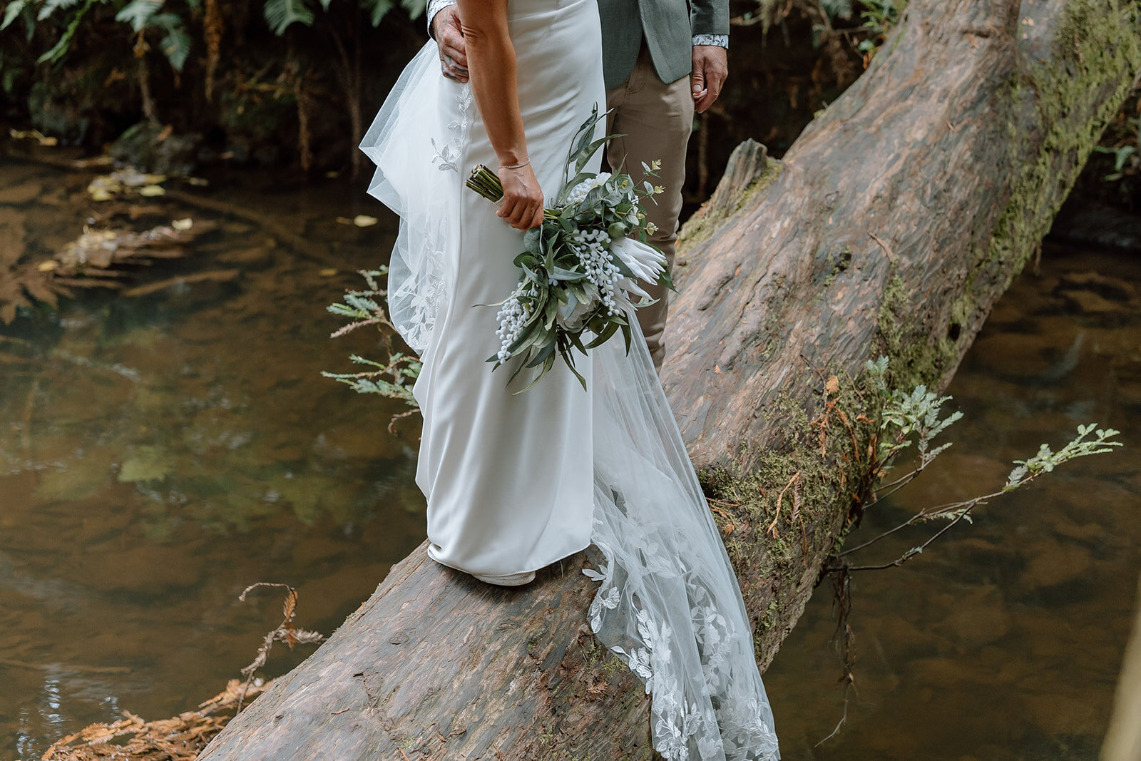 Stacey&Cory-Coast&Pines-392
