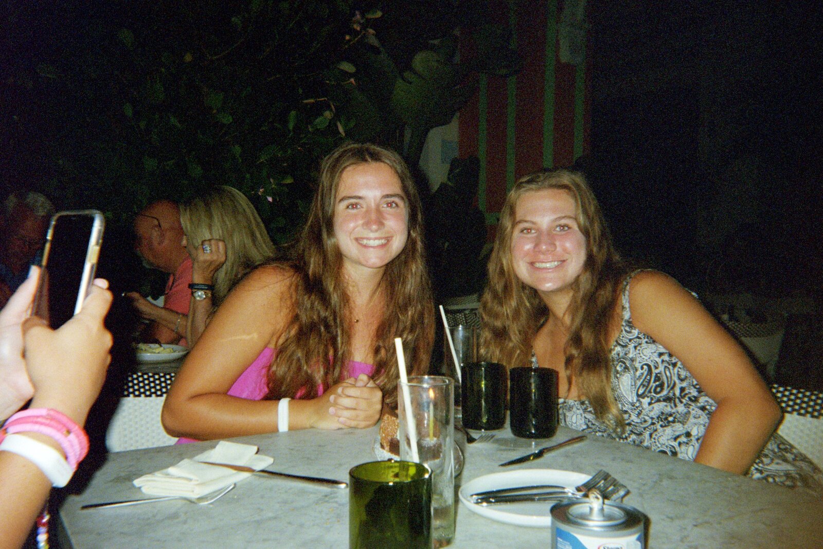 BAHAMAS IZZY+JULIA @ DINNER