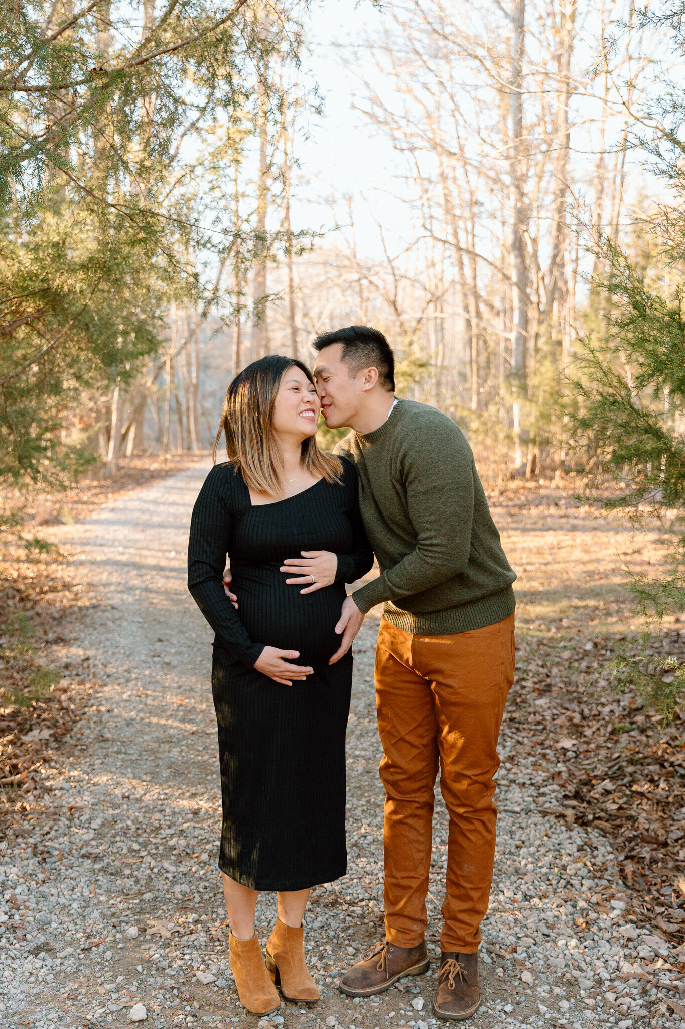waxhaw-marvin-efird-park-maternity-photos (4)