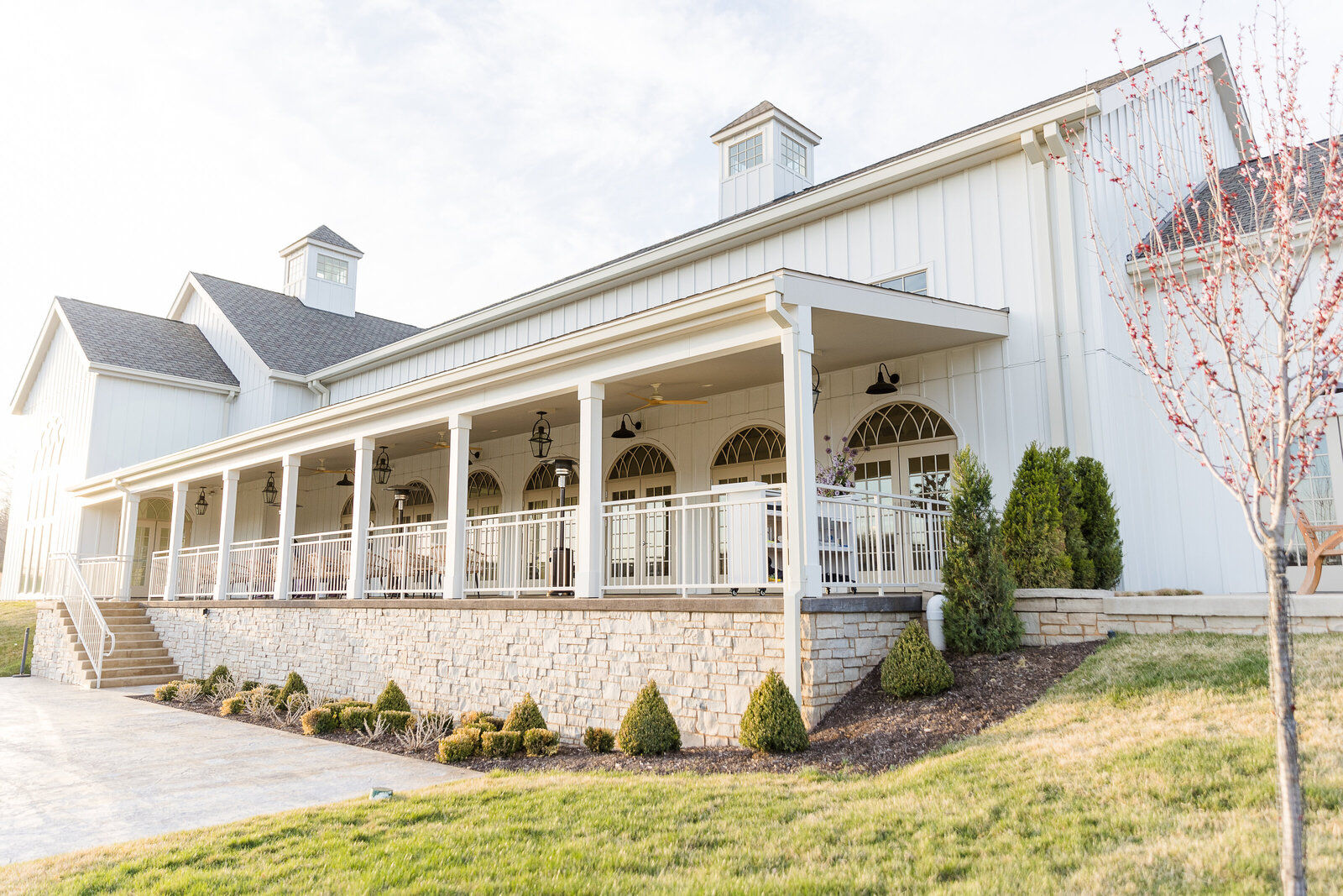 Wedding Photographer Westwind Hills Pacific, Missouri