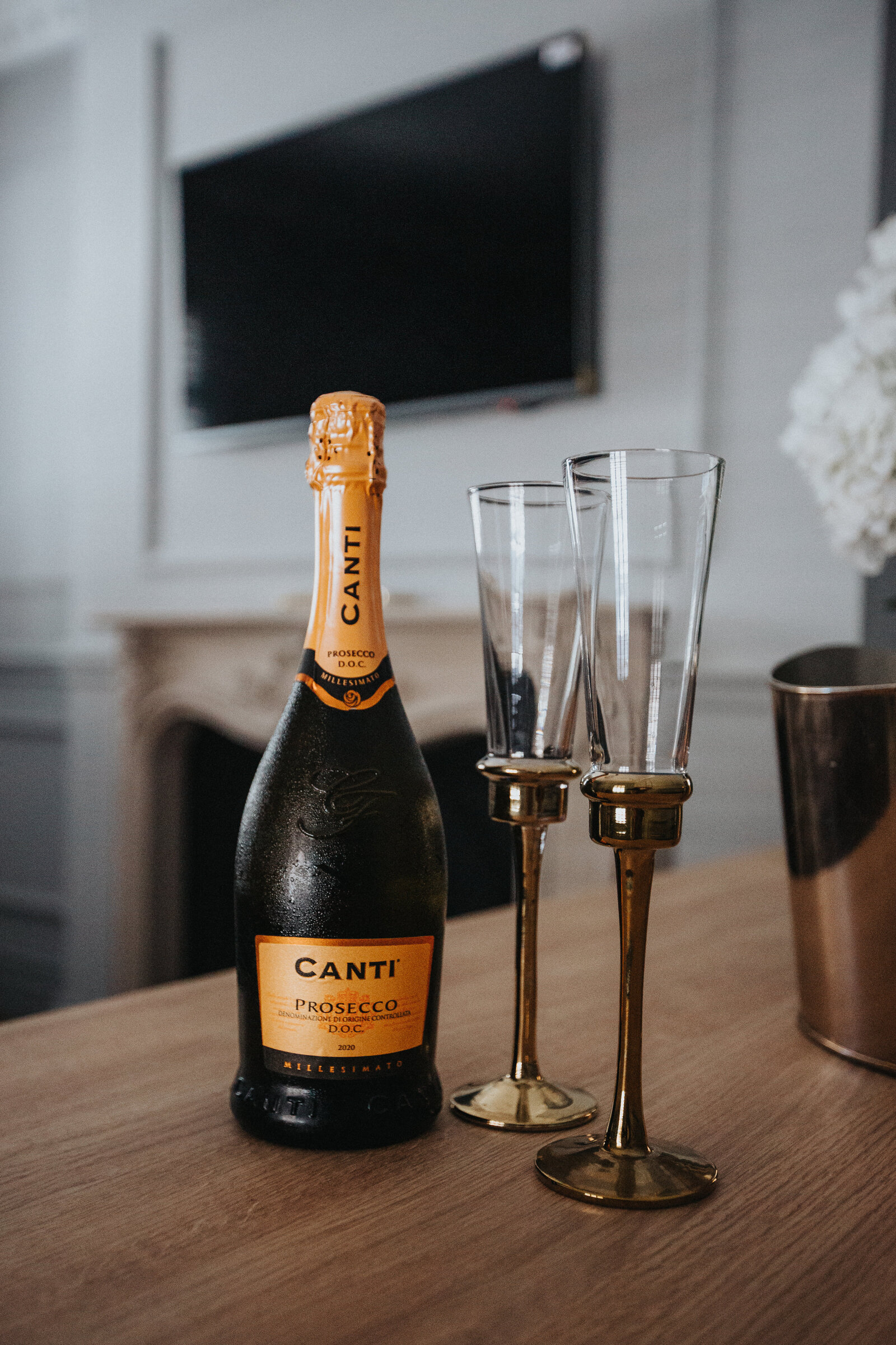 property photography airbnb champagne details