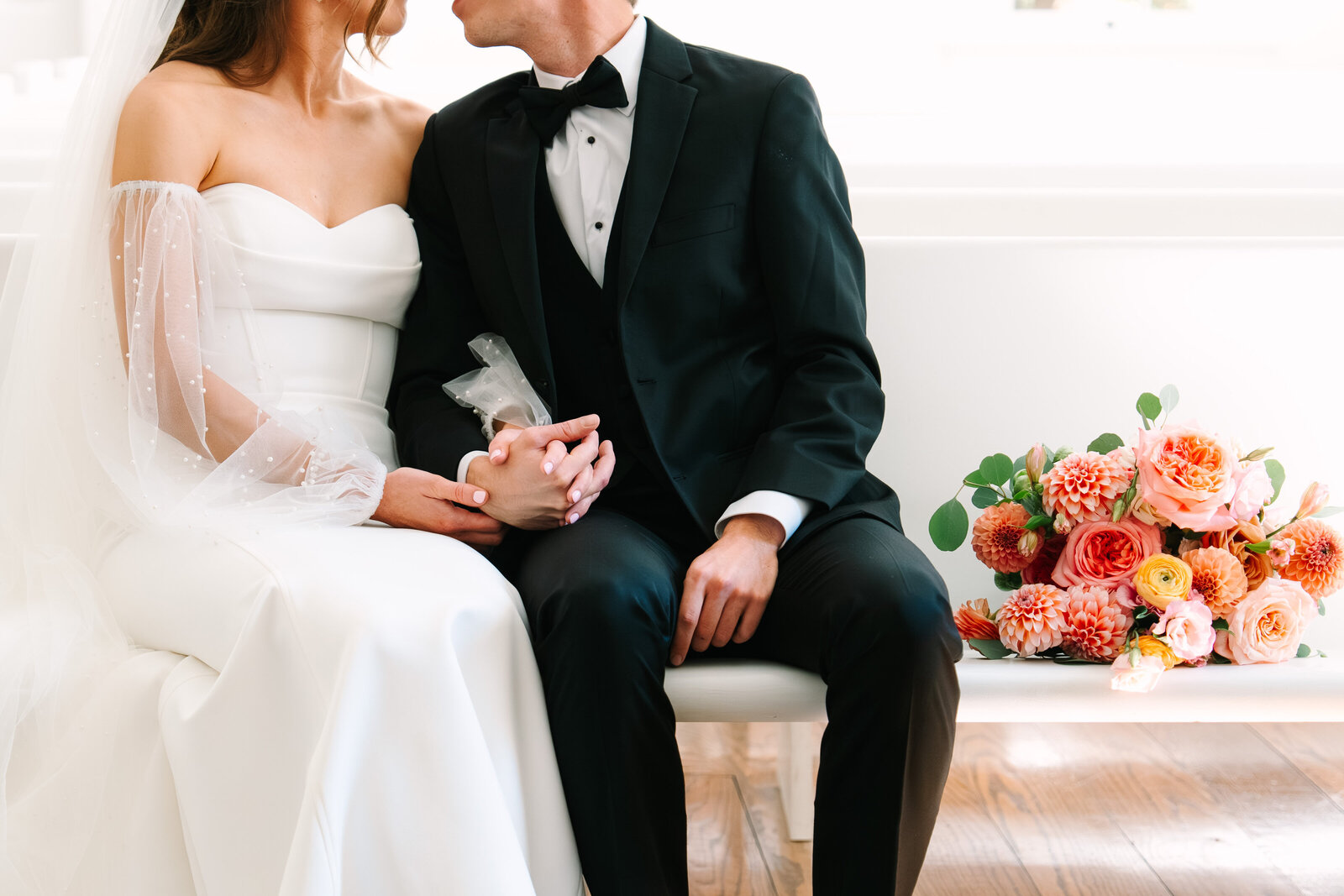 brittney moseby photography evansville wedding photographer and videographer luxury weddings and events husband and wife photo video team editorial posing top photographer in indiana-35