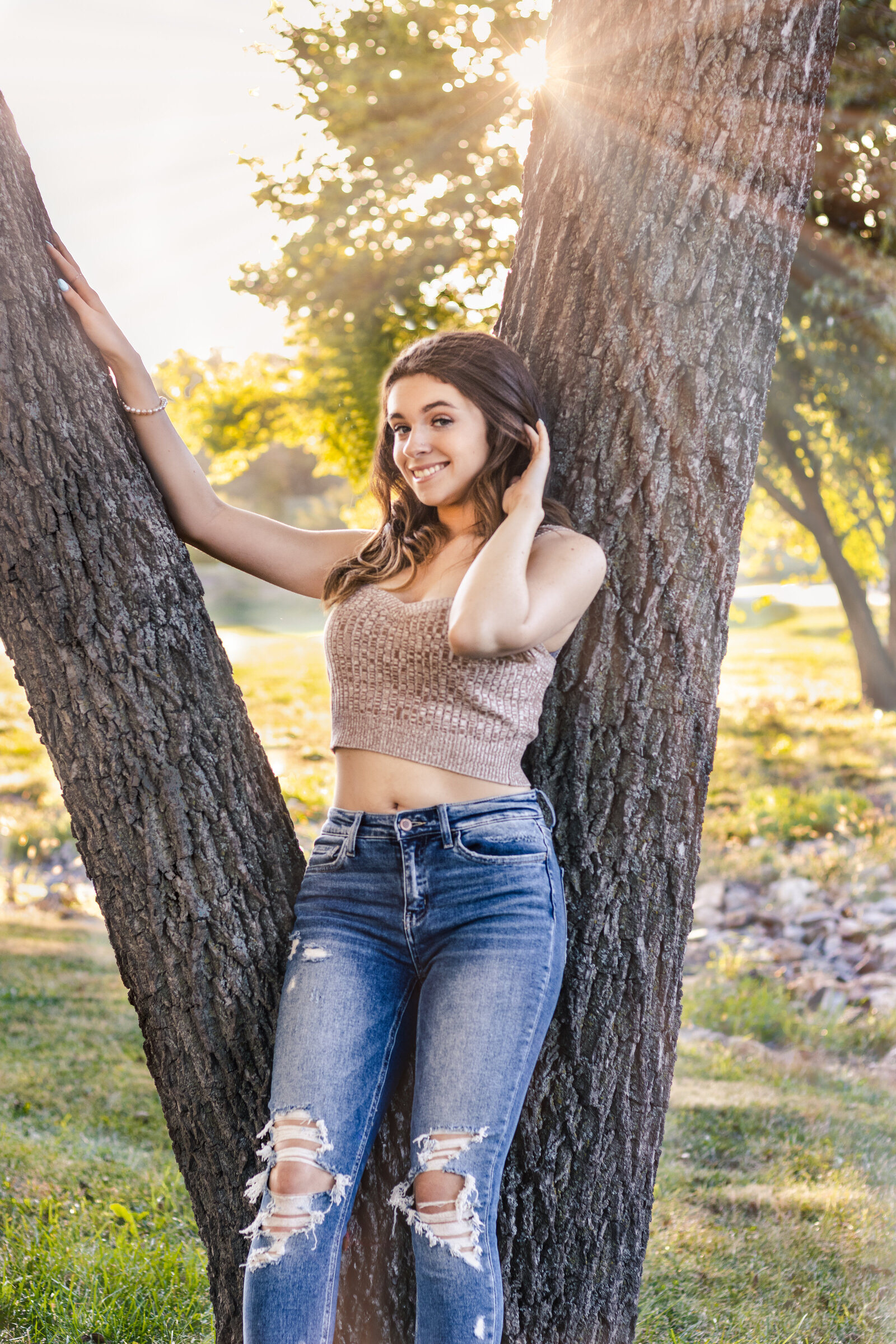 Girl senior session at a local Lawrence Kansas location.