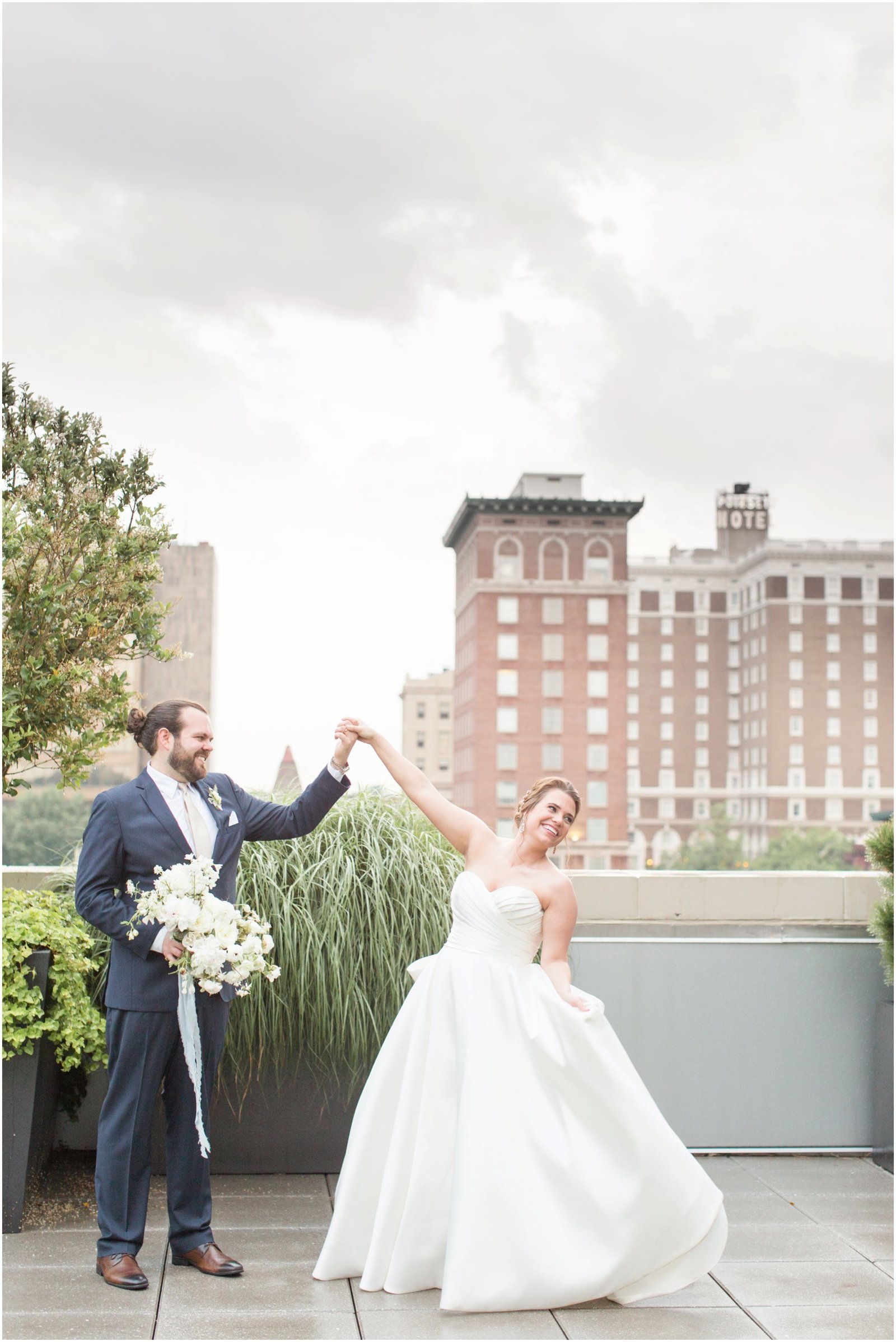 avenue-downtown-greenville-wedding_0365