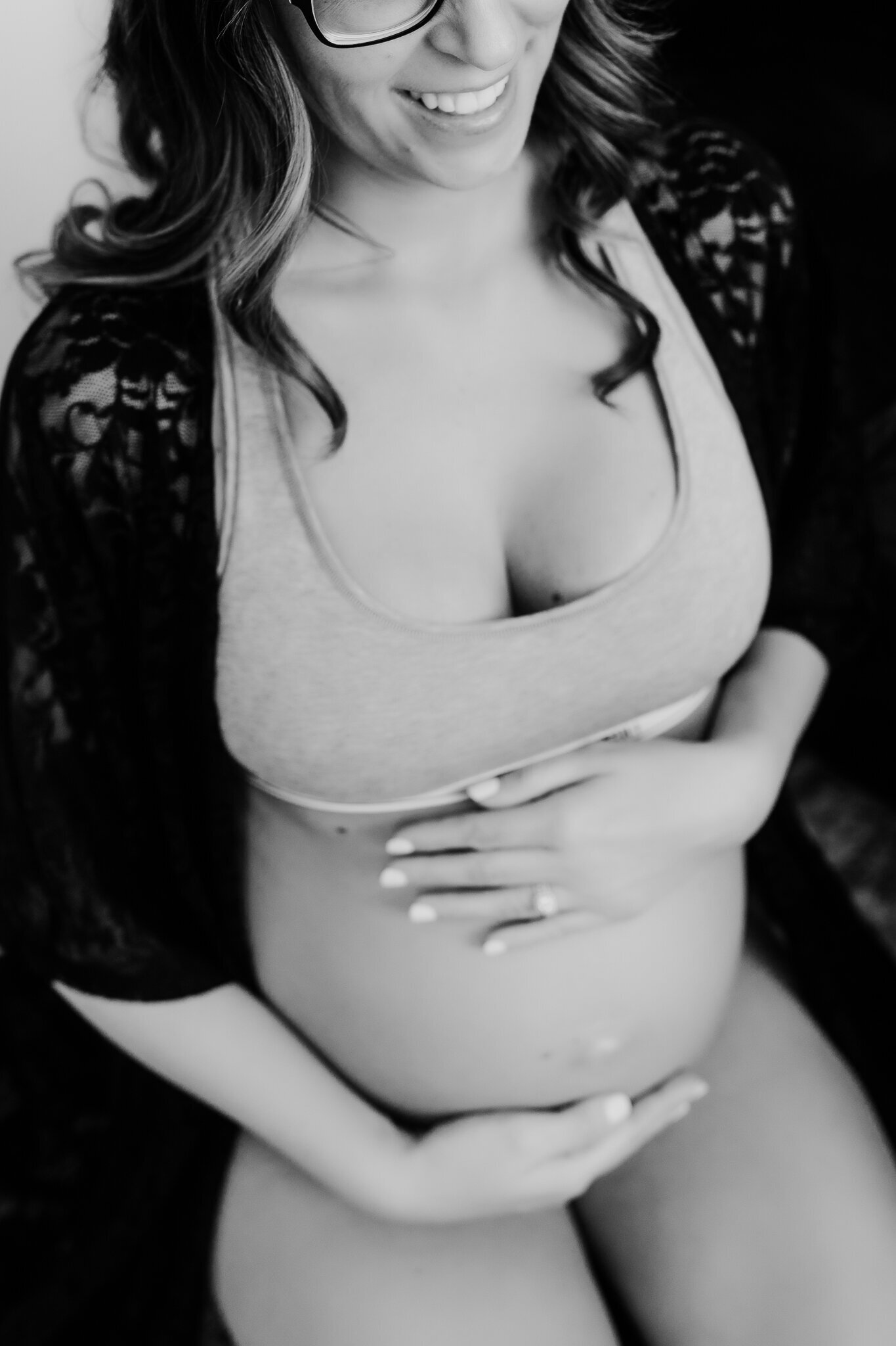 METRO_DETROIT_MATERNITY_PHOTOGRAPHER_COURTNEY_LUSHAJ_PHOTOGRAPHY-16