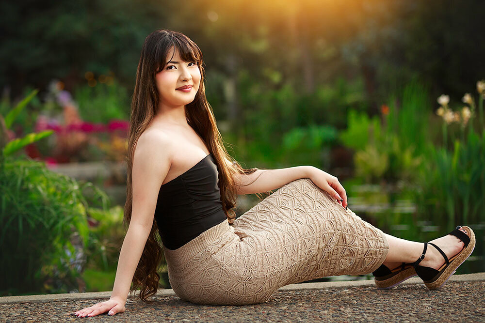 water-lilies-monet-denver-botanic-gardens-cherry-creek-senior-high-girl-professional-photography-beautiful-colorful-black-top-tan-skirt-cultural-diverse-hispanic-asian