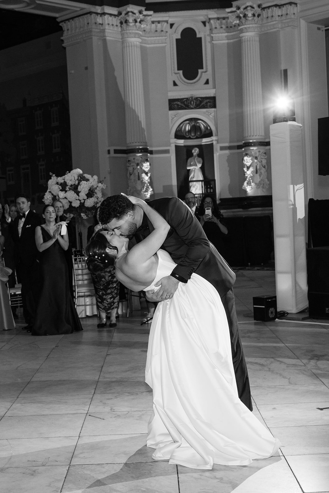 PleaseTouchMuseumPhiladelphiaWedding-157