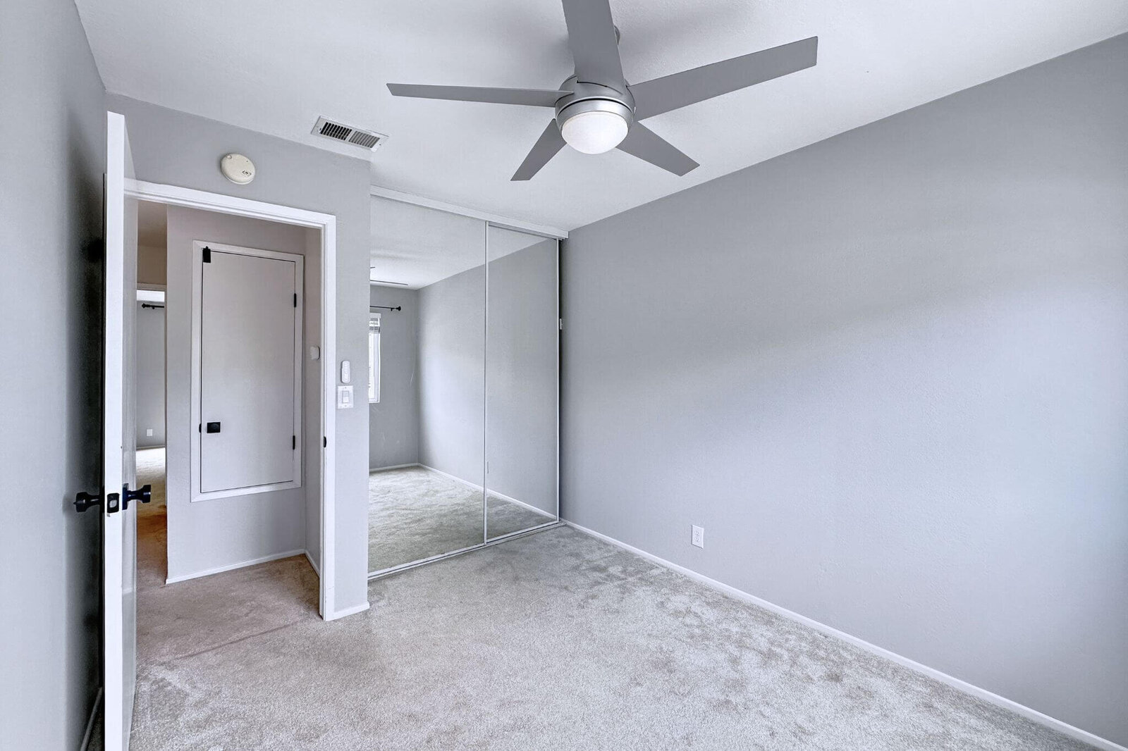 mls16_michael-jimenez-pacifica-real-estate-agent-homes-for-sale-top-agent-bedroom-2